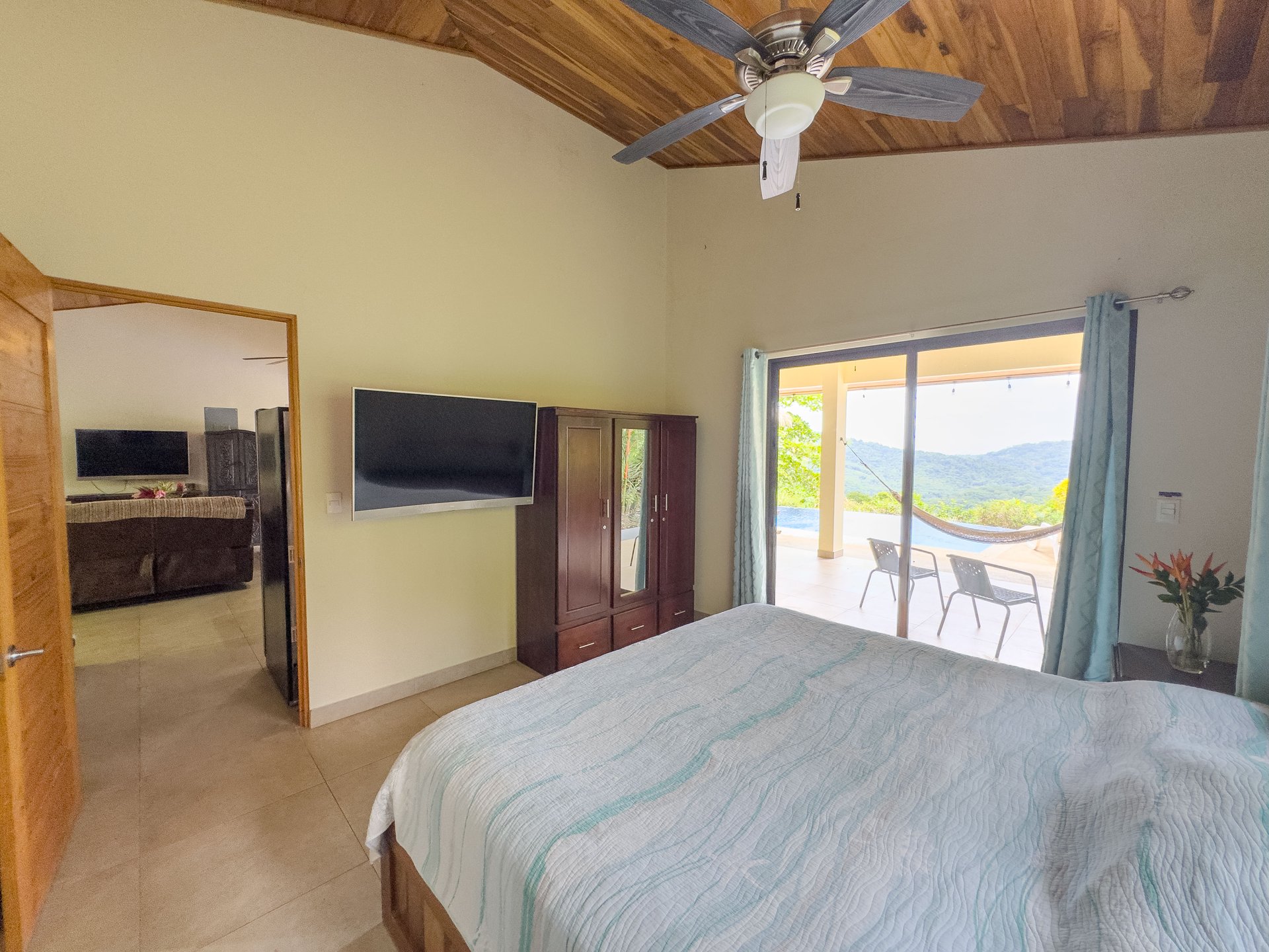 Private Rainforest Retreat Just Minutes from Dominical