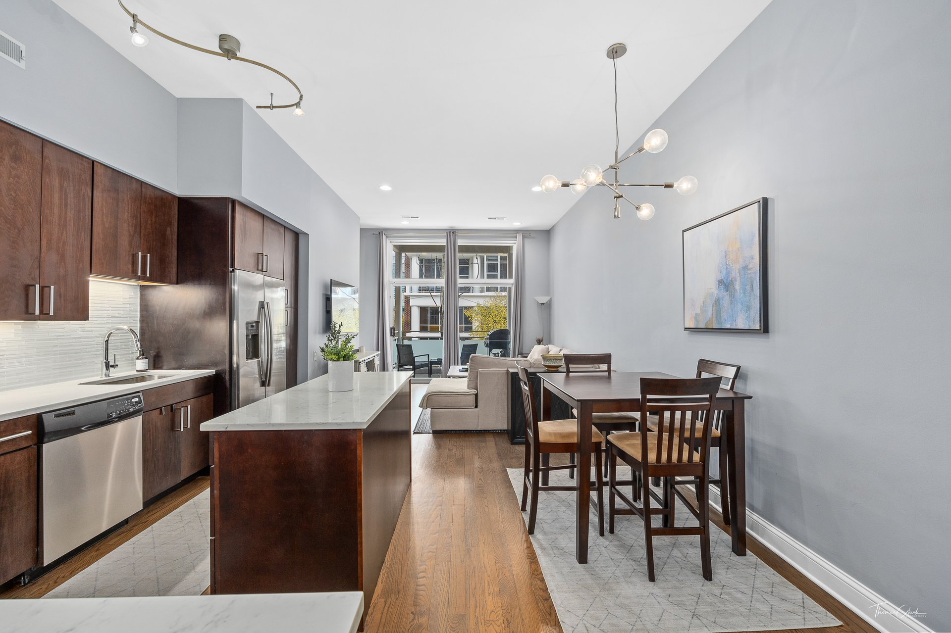 939 W Madison Street Unit: 301