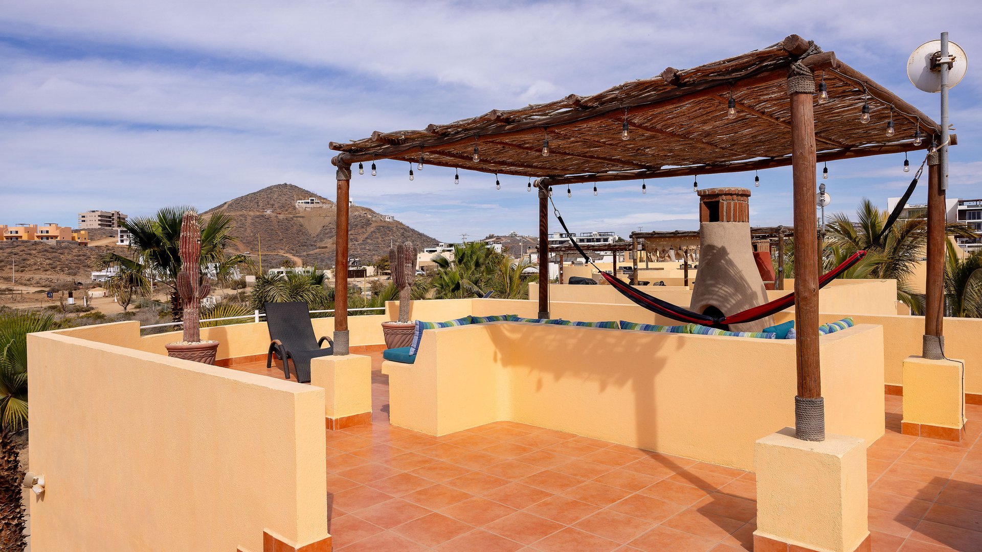 Puesta Del Sol Studio 1B