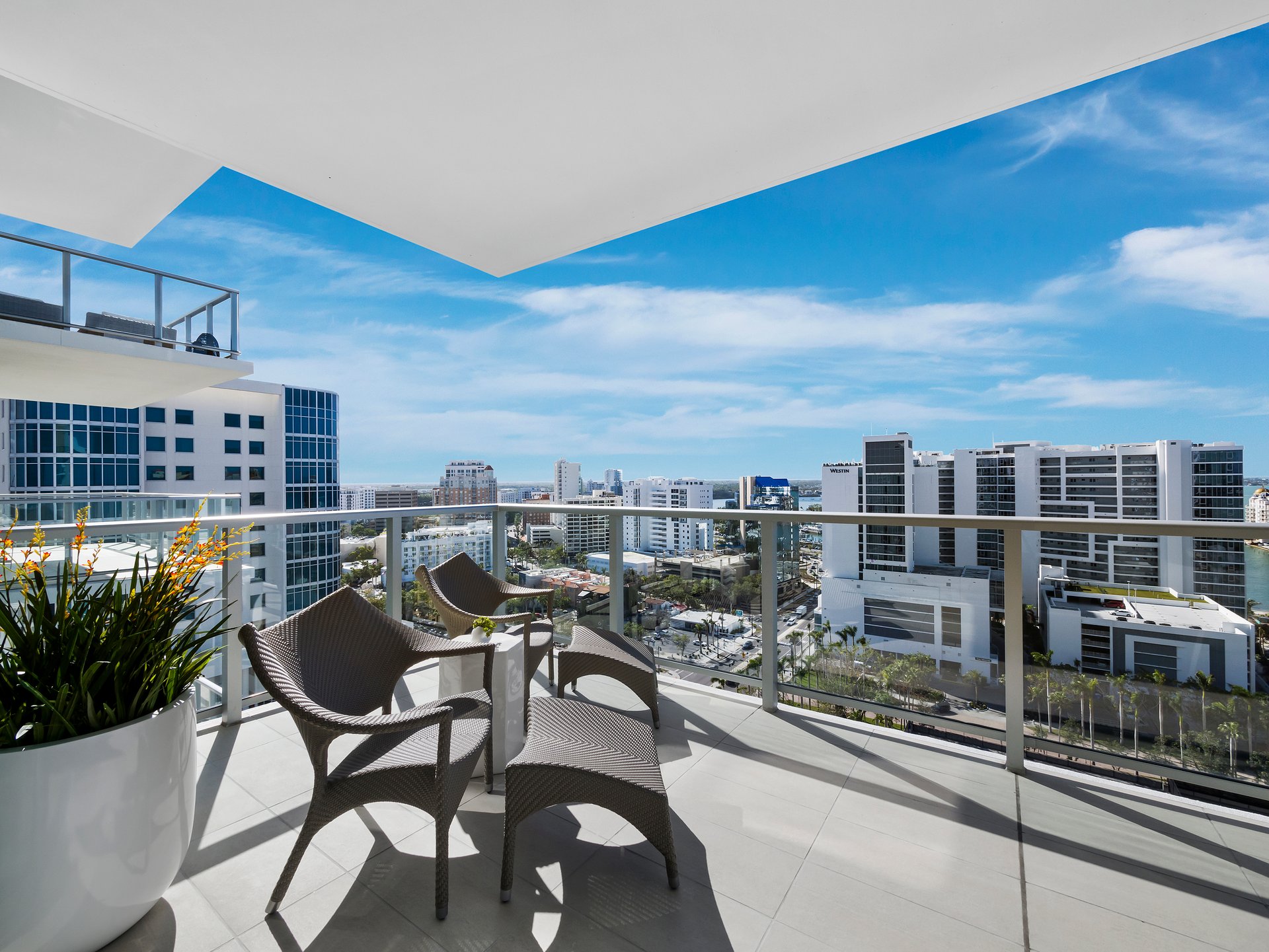 301 QUAY COMMONS #1708