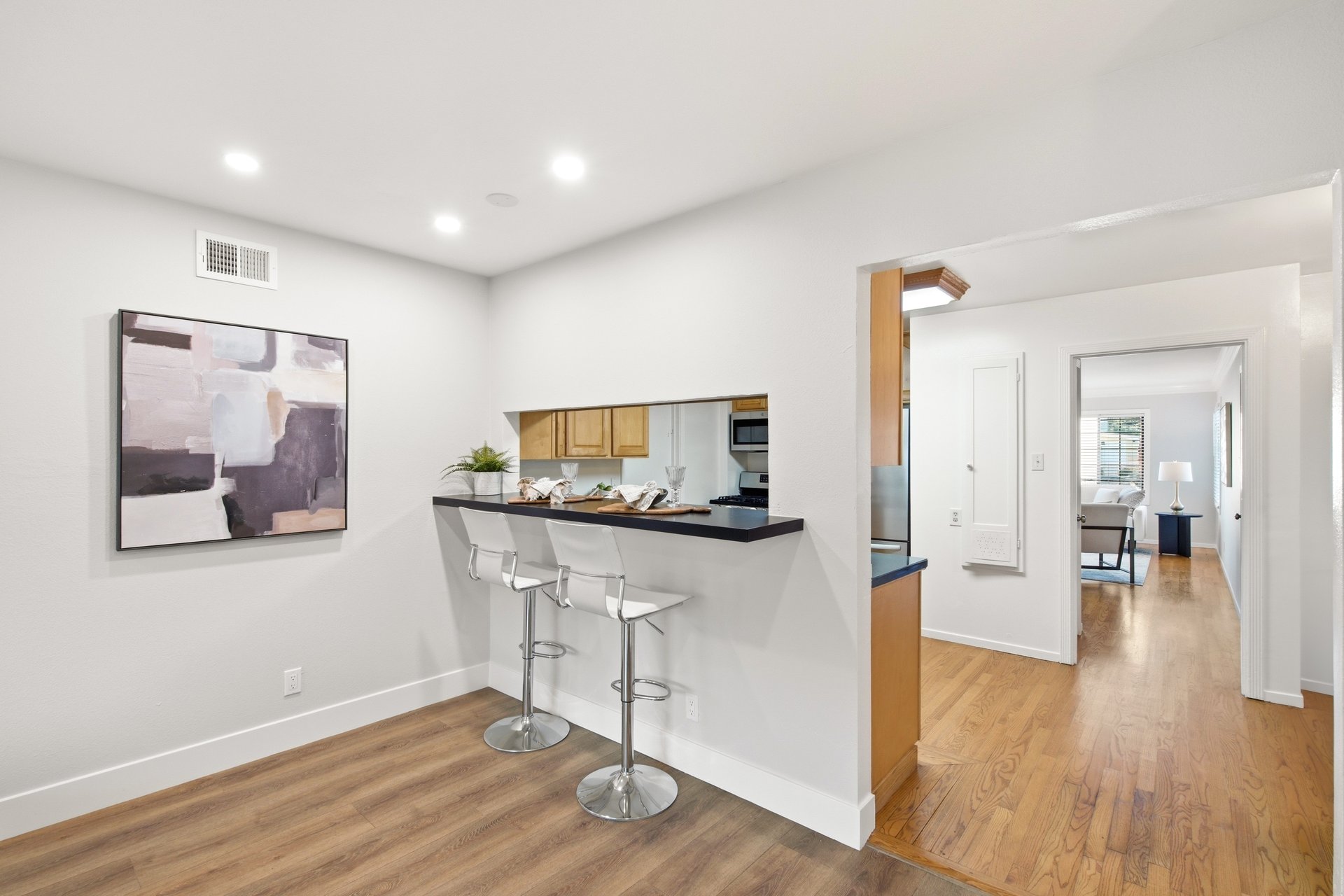 20 San Felipe Ave