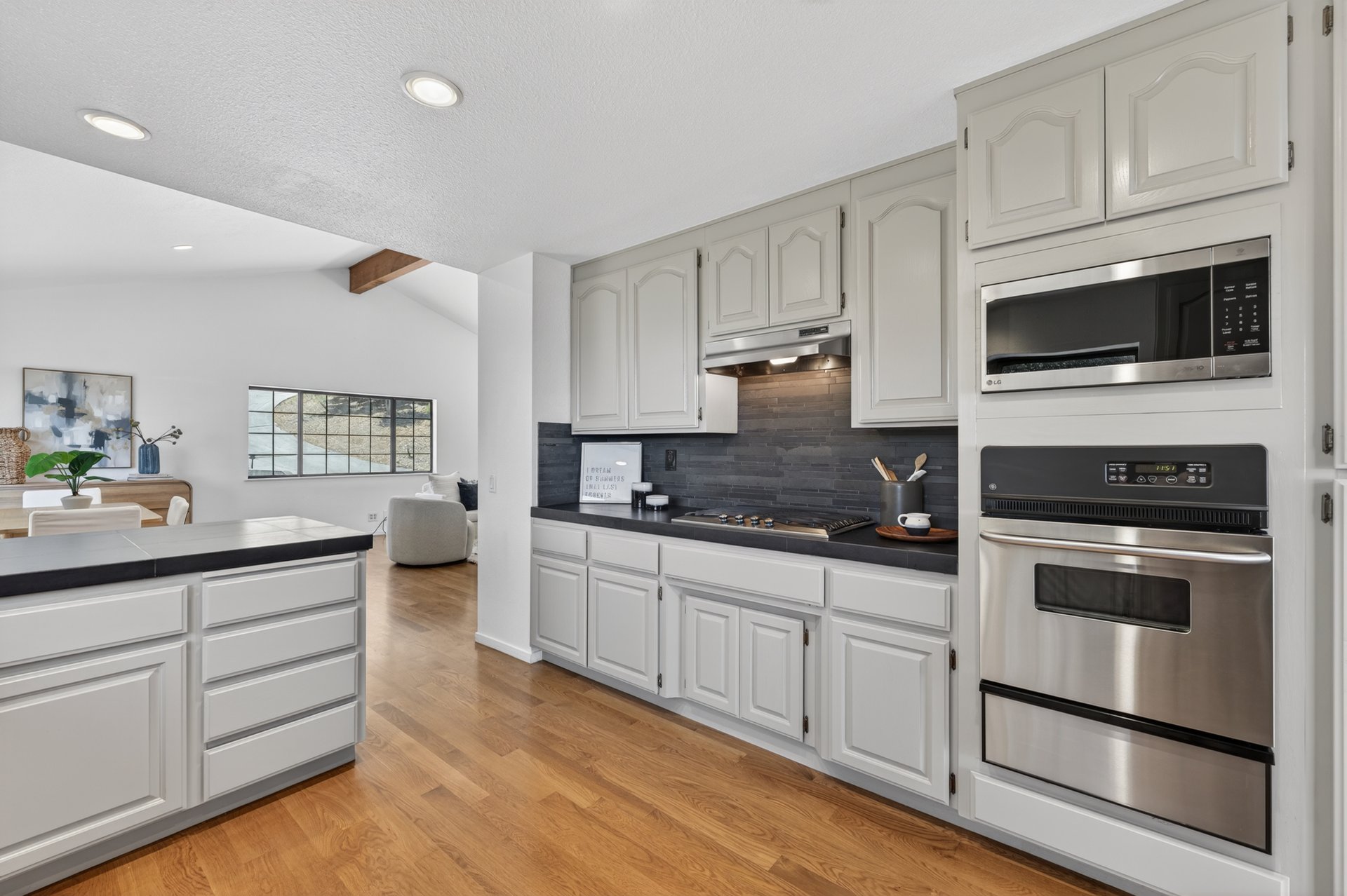 25955 Colt Lane