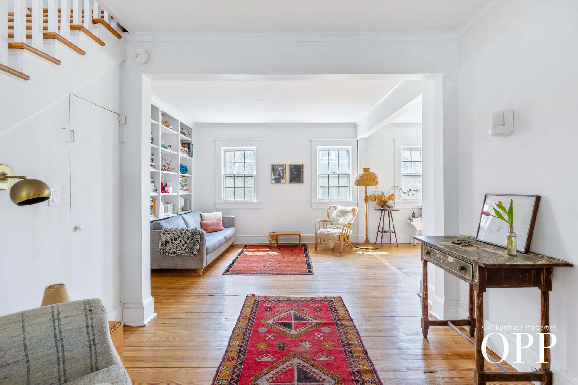 Early Bellport Charm Close to Everything