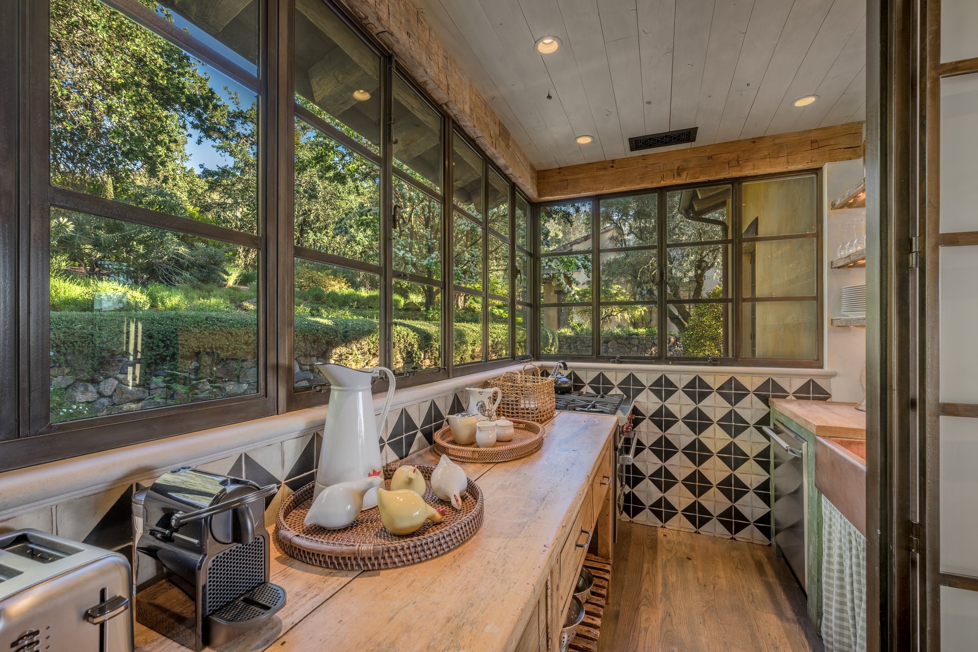 Napa Valley Compound