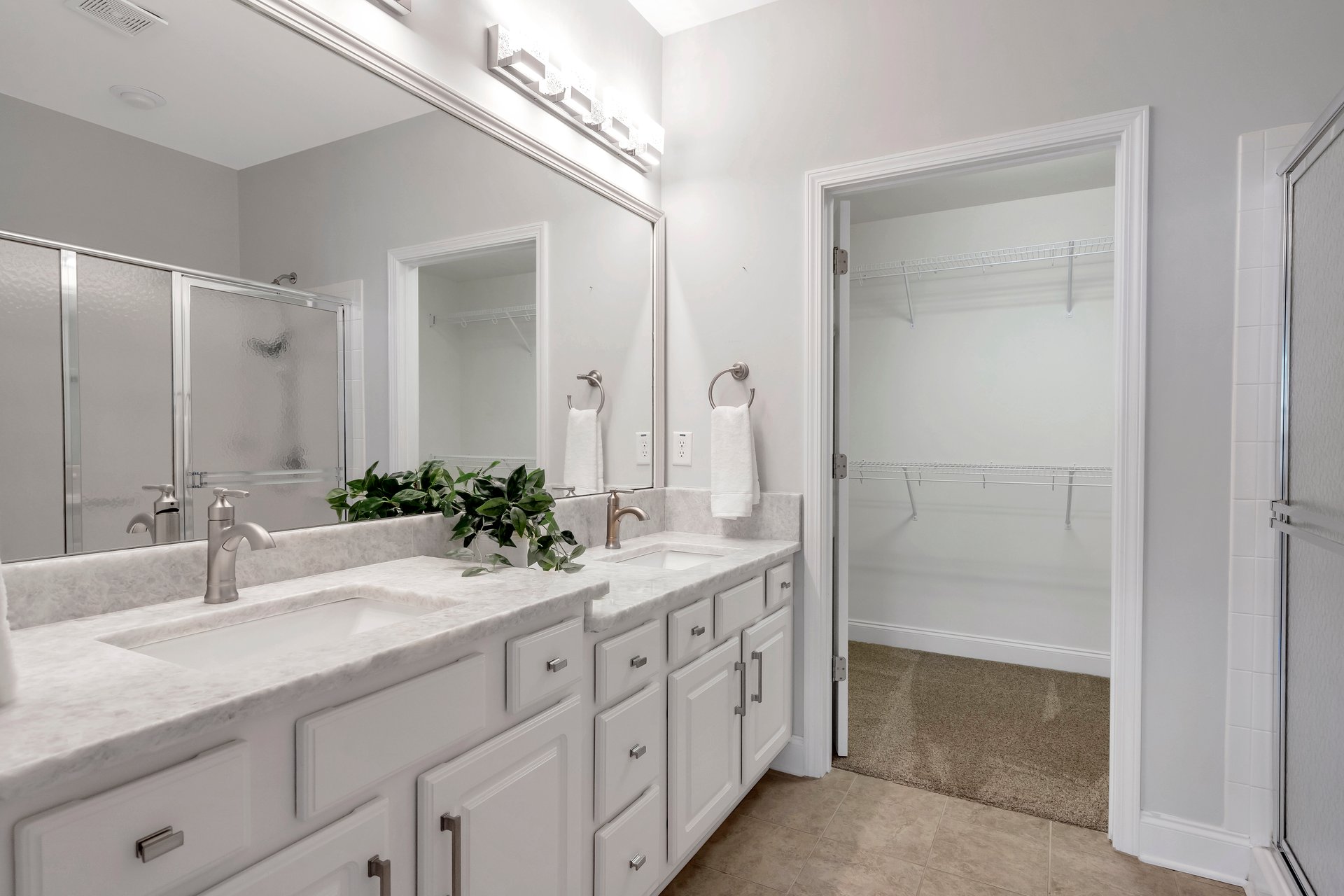 2694 Grapevine Circle