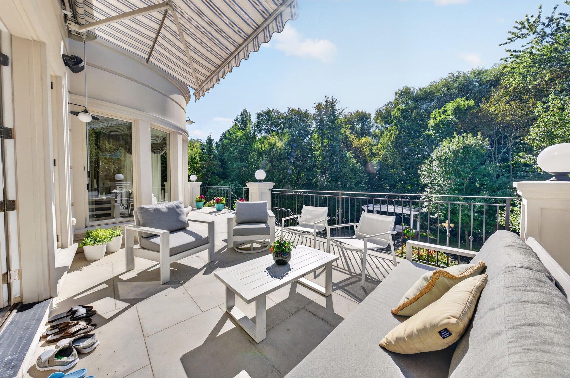 Exquisite Custom Residence