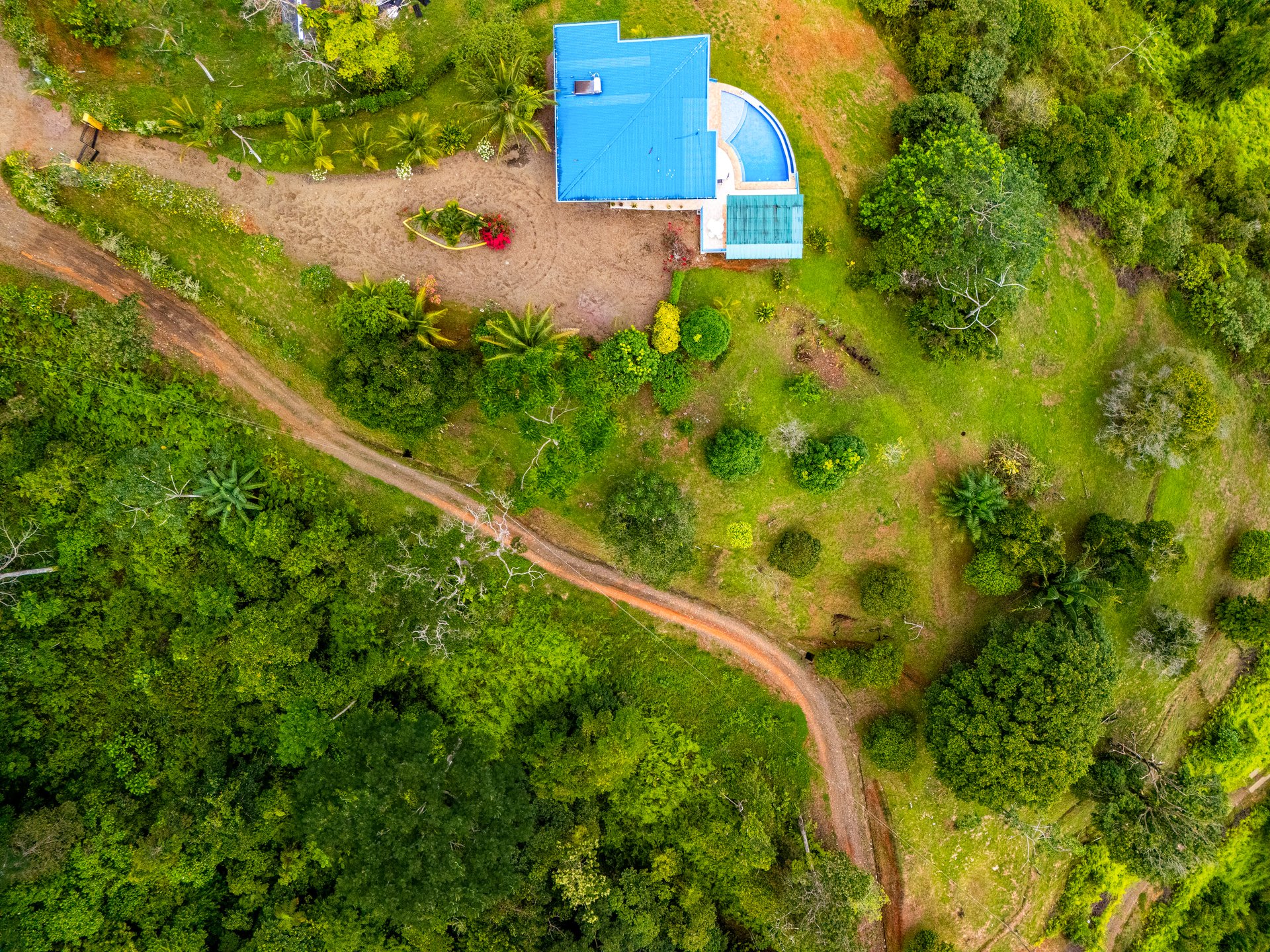 Luxury 4-Bed Villa with Ocean Views & Infinity Pool in Ojochal