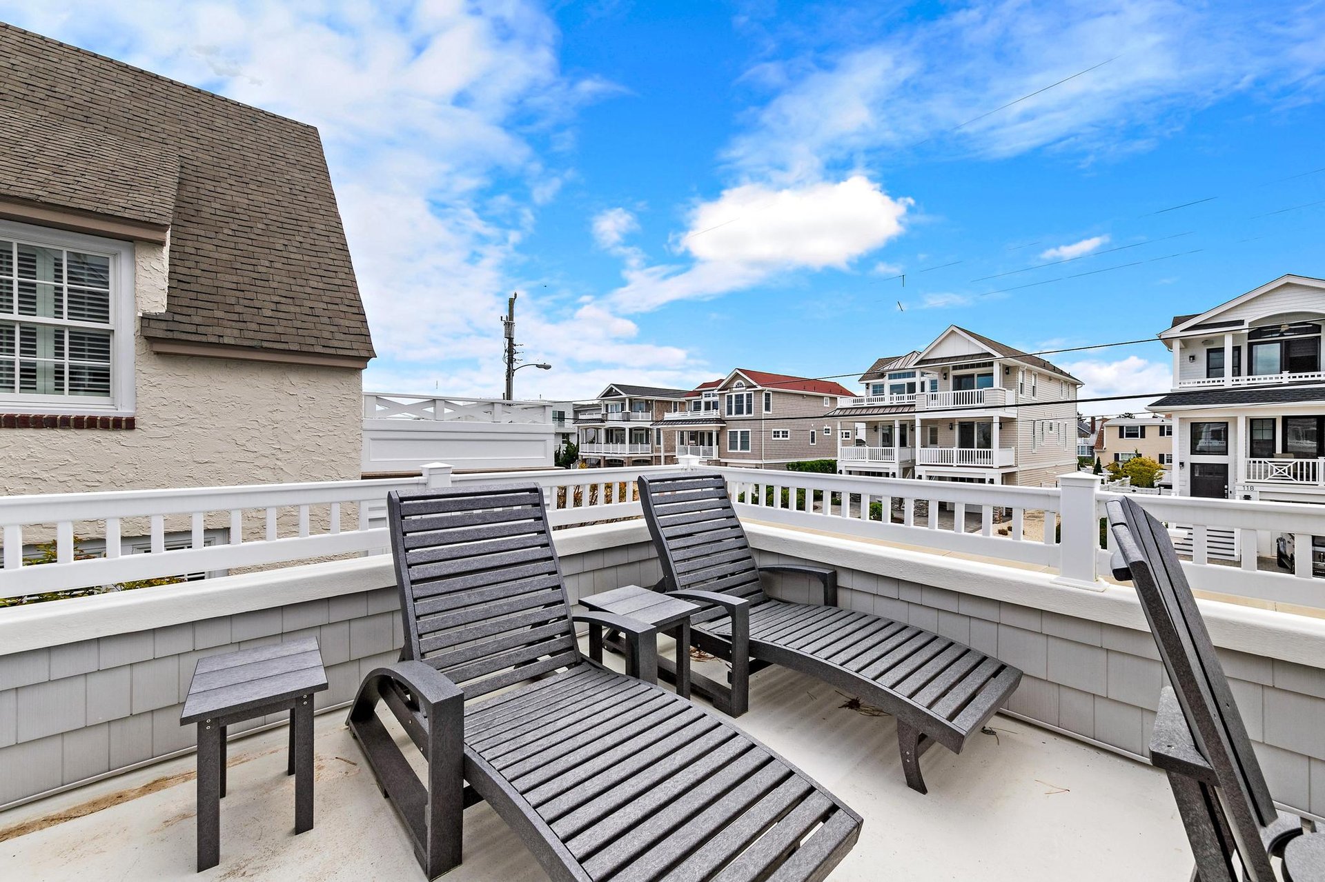 119 Dolphin Ave