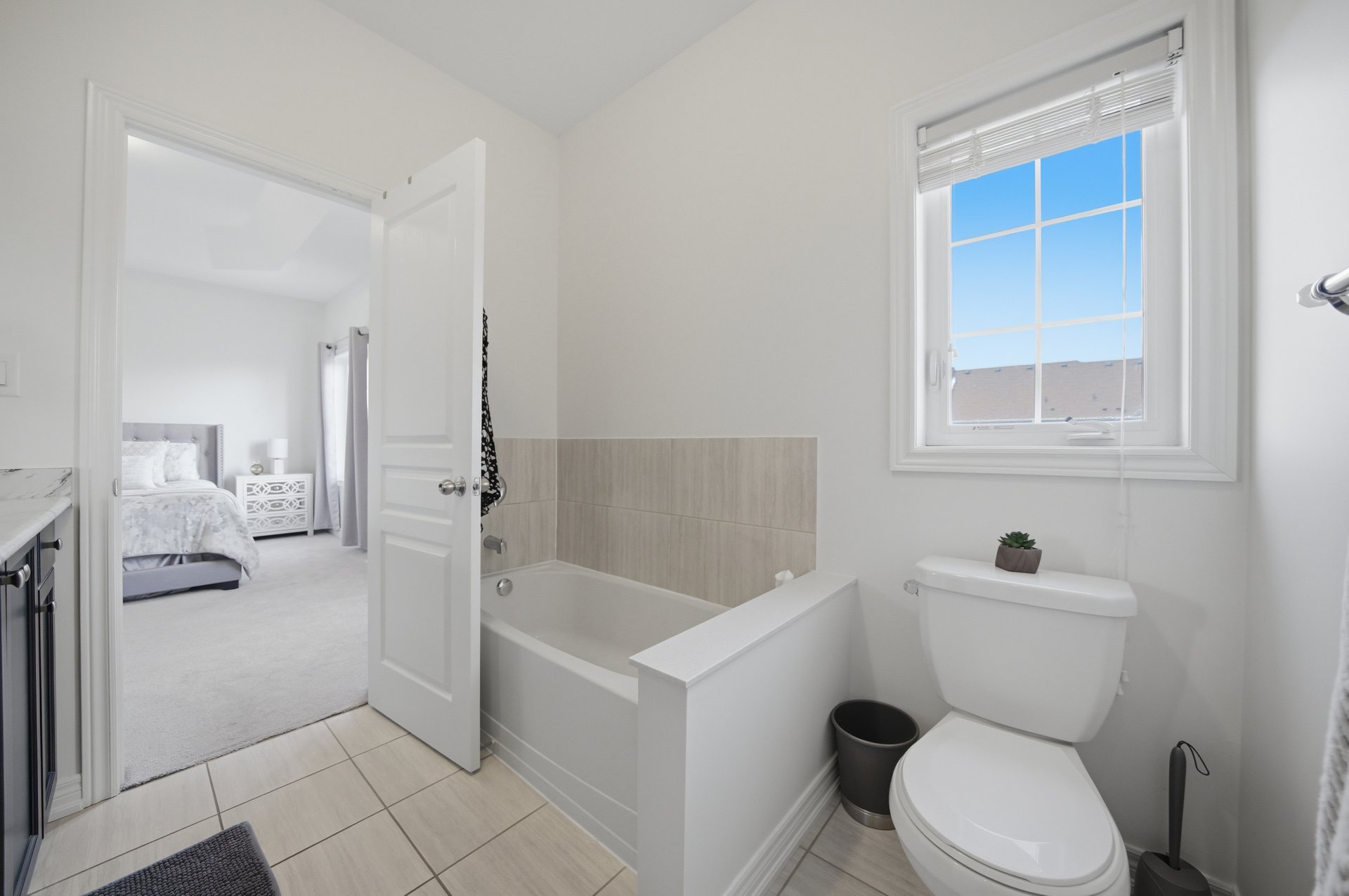 FREEHOLD TOWNHOME