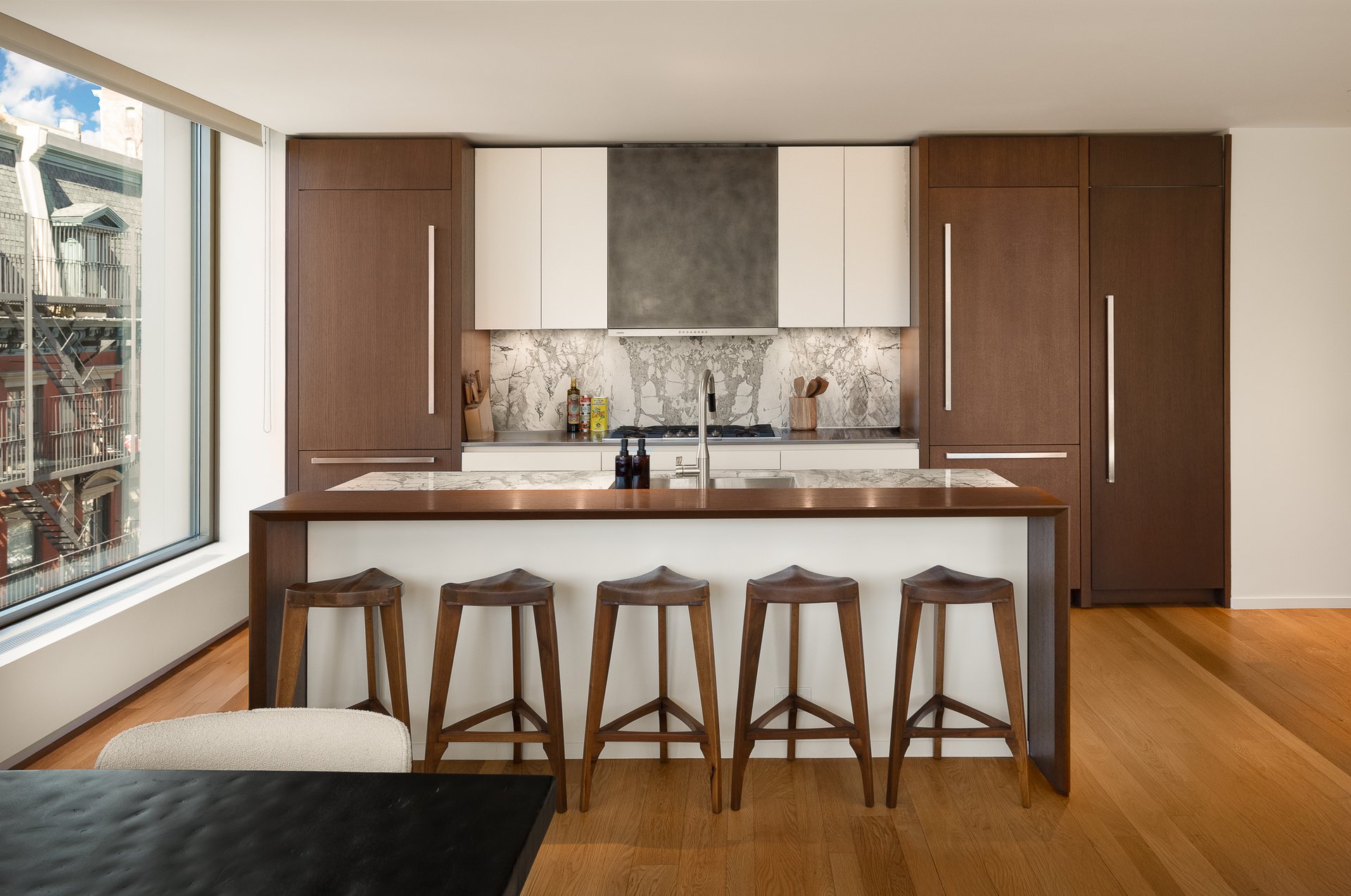 75 KENMARE Street 6D