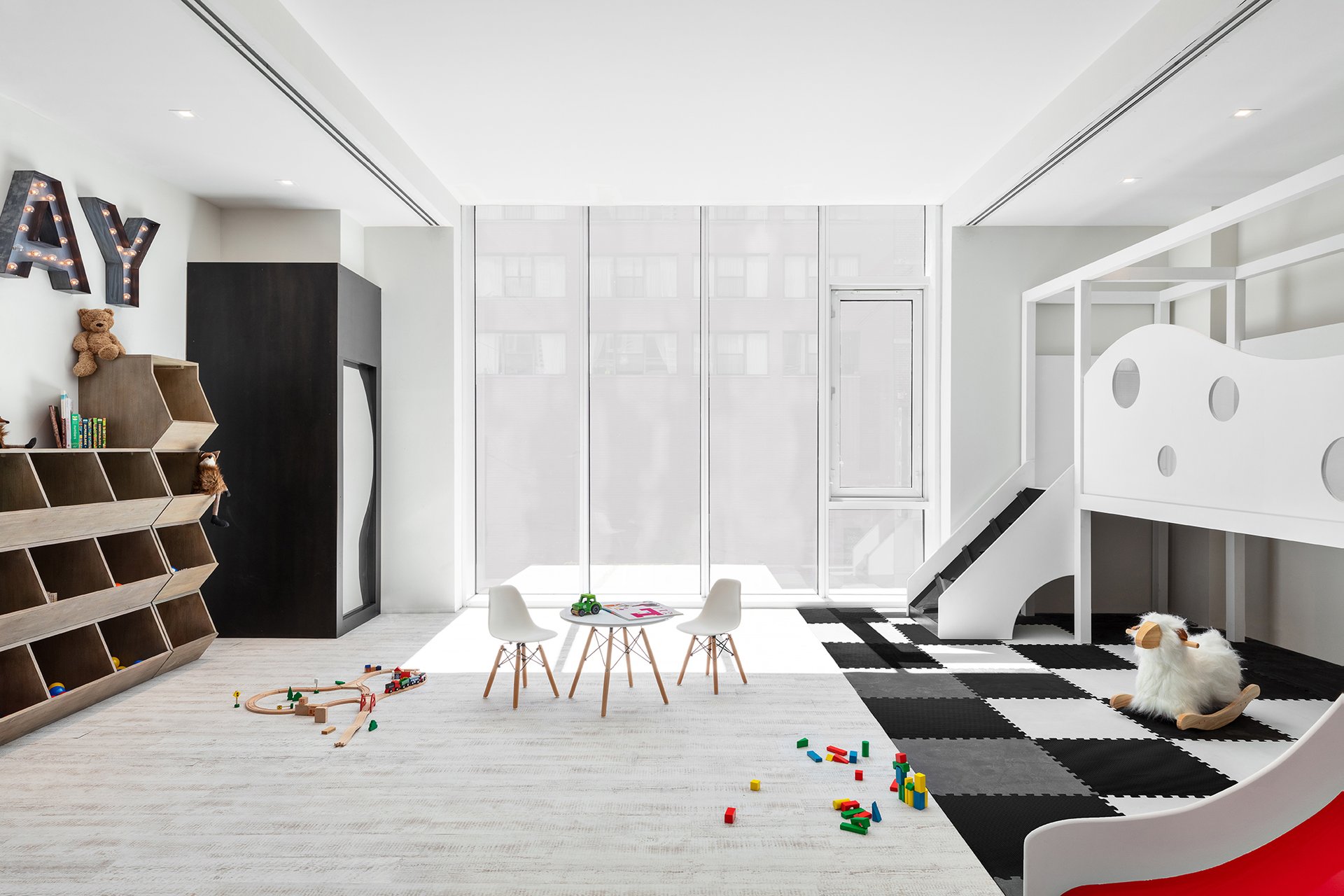 505-513 West 43rd Street 6K