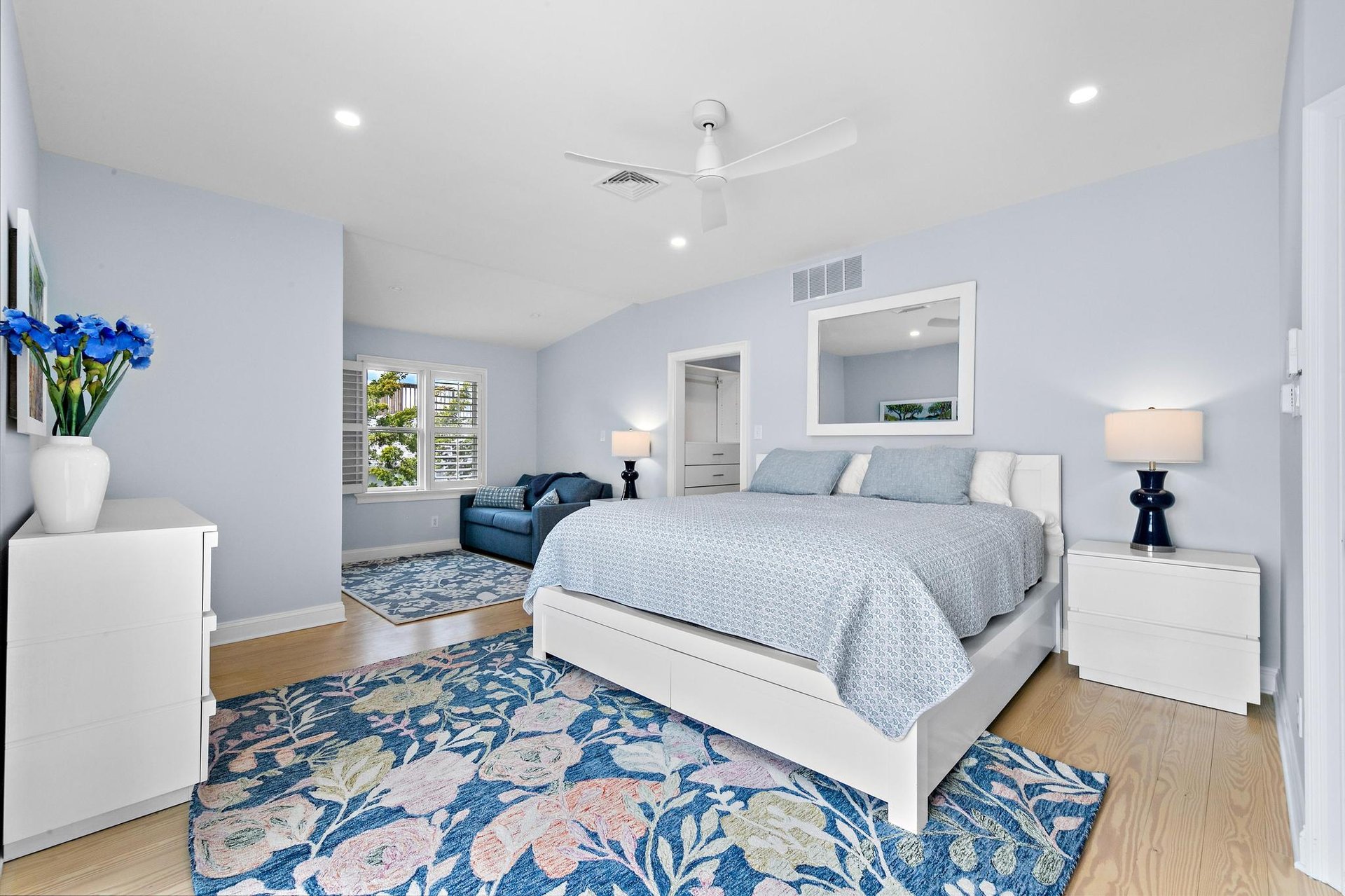 119 Dolphin Ave