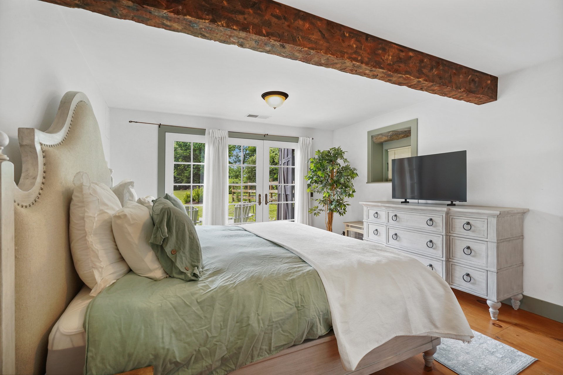 283-289 Starr Ridge Road Unit: 283-289 and 299