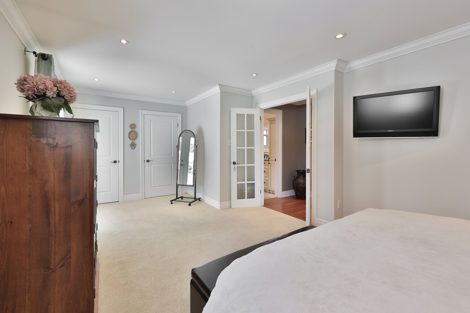 502 Bohemia Crescent, Oakville