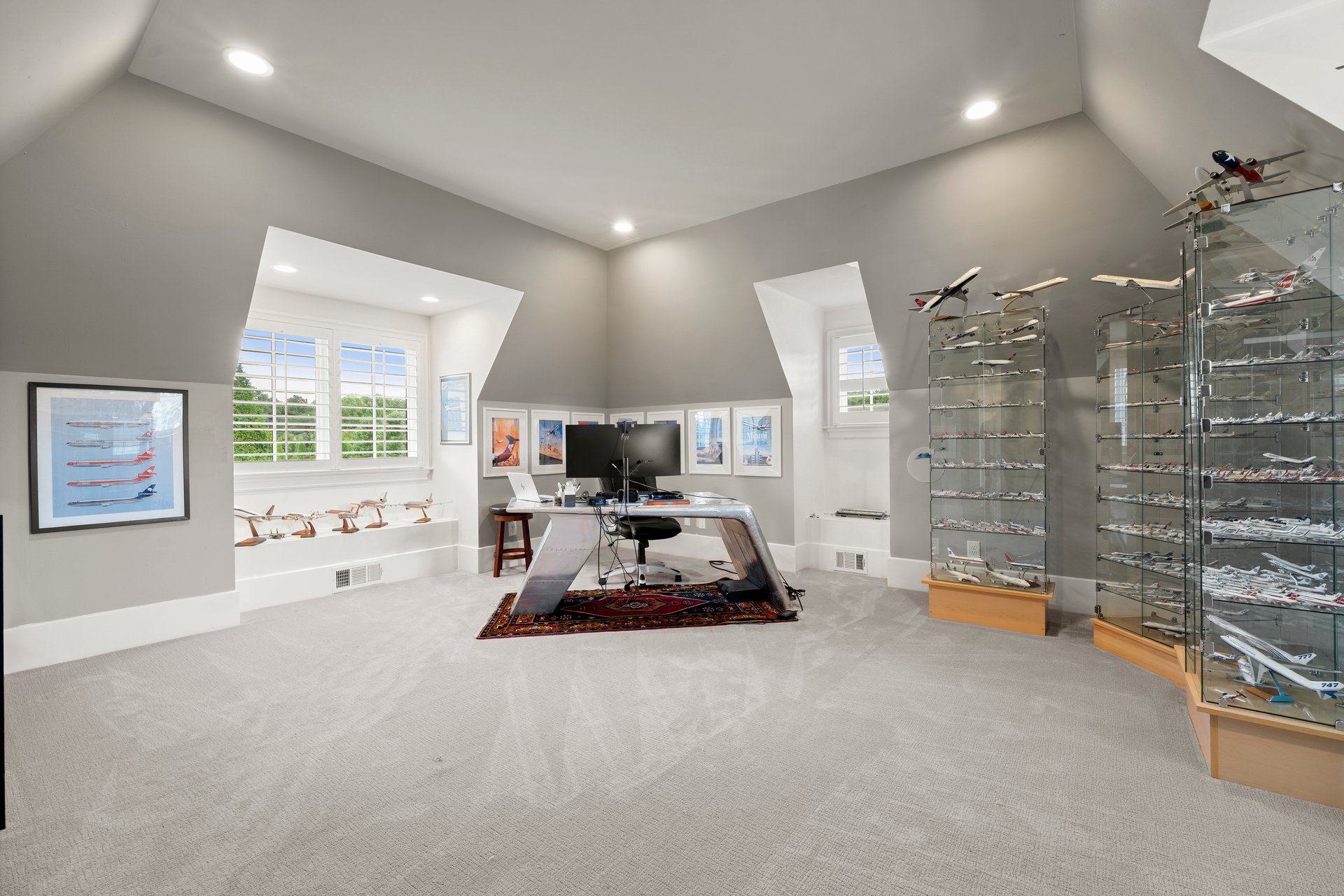  10160 Cedar Ridge Drive