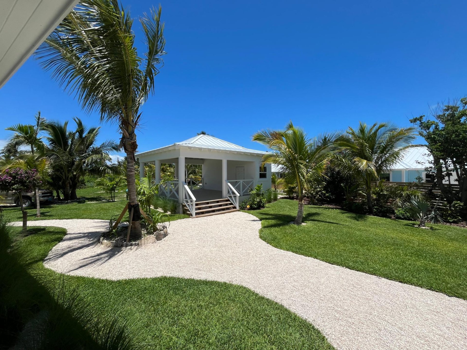 Sunnyside, Treasure Cay 
