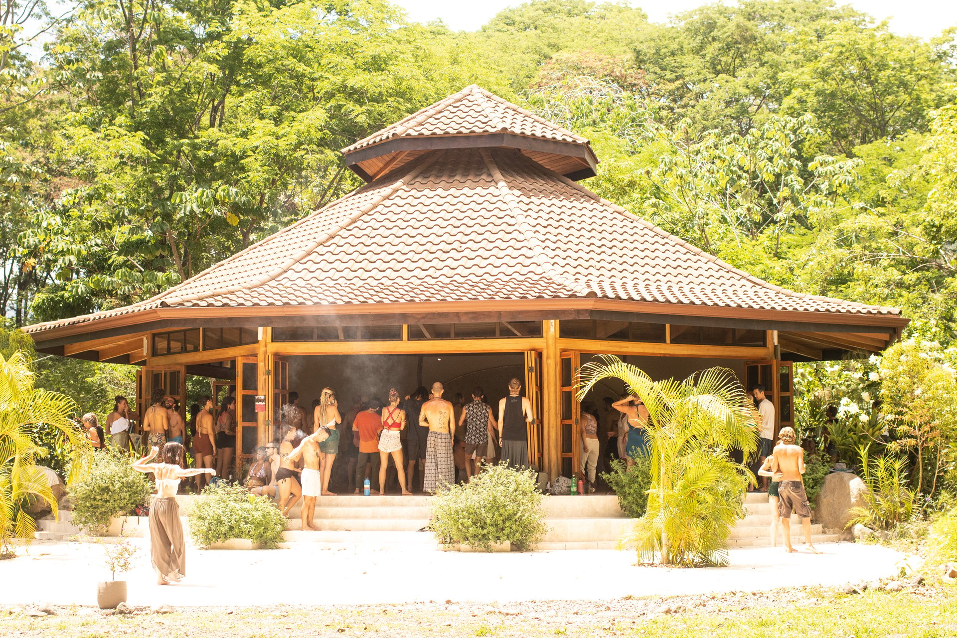11.75 Acre property In-town, Retreat, Hotel, Bnb
