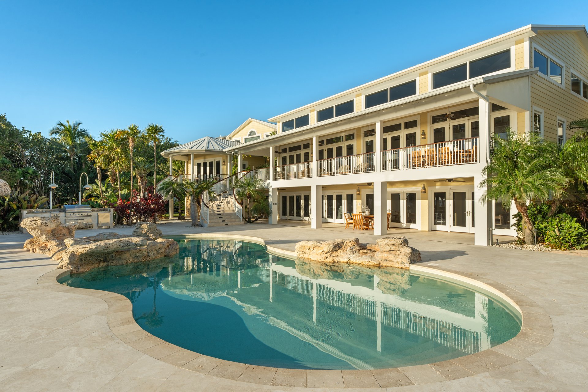 Palm Paradise 
