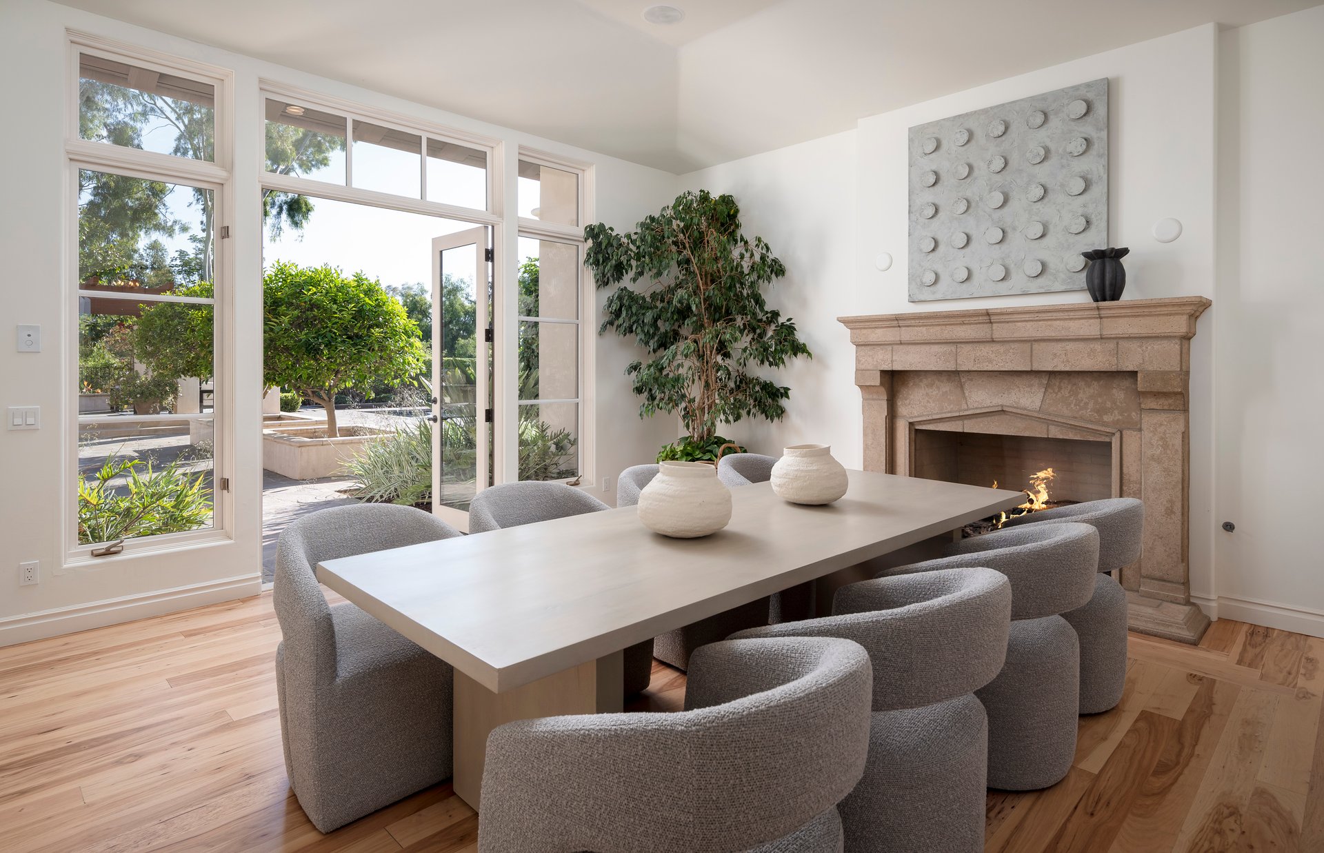 Luxury Living Redefined: Executive Rental in The Bridges