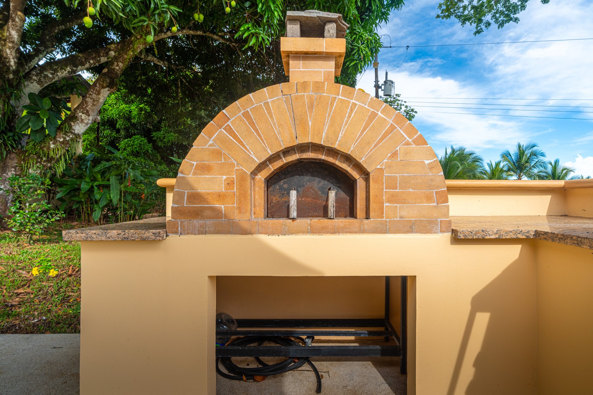 Classic Luxury at Casa Ceiba, Coastal Ocean View 4 Bedroom Home Near Uvita