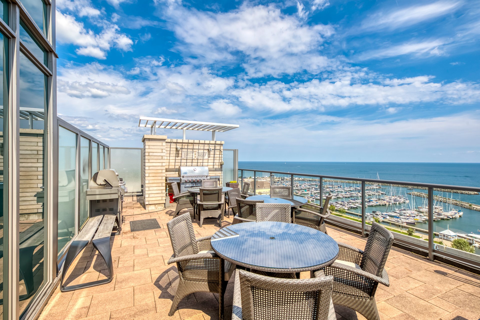 11 Bronte Rd #417