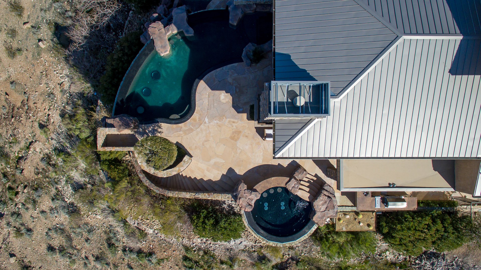 5 PROMONTORY POINTE Lane