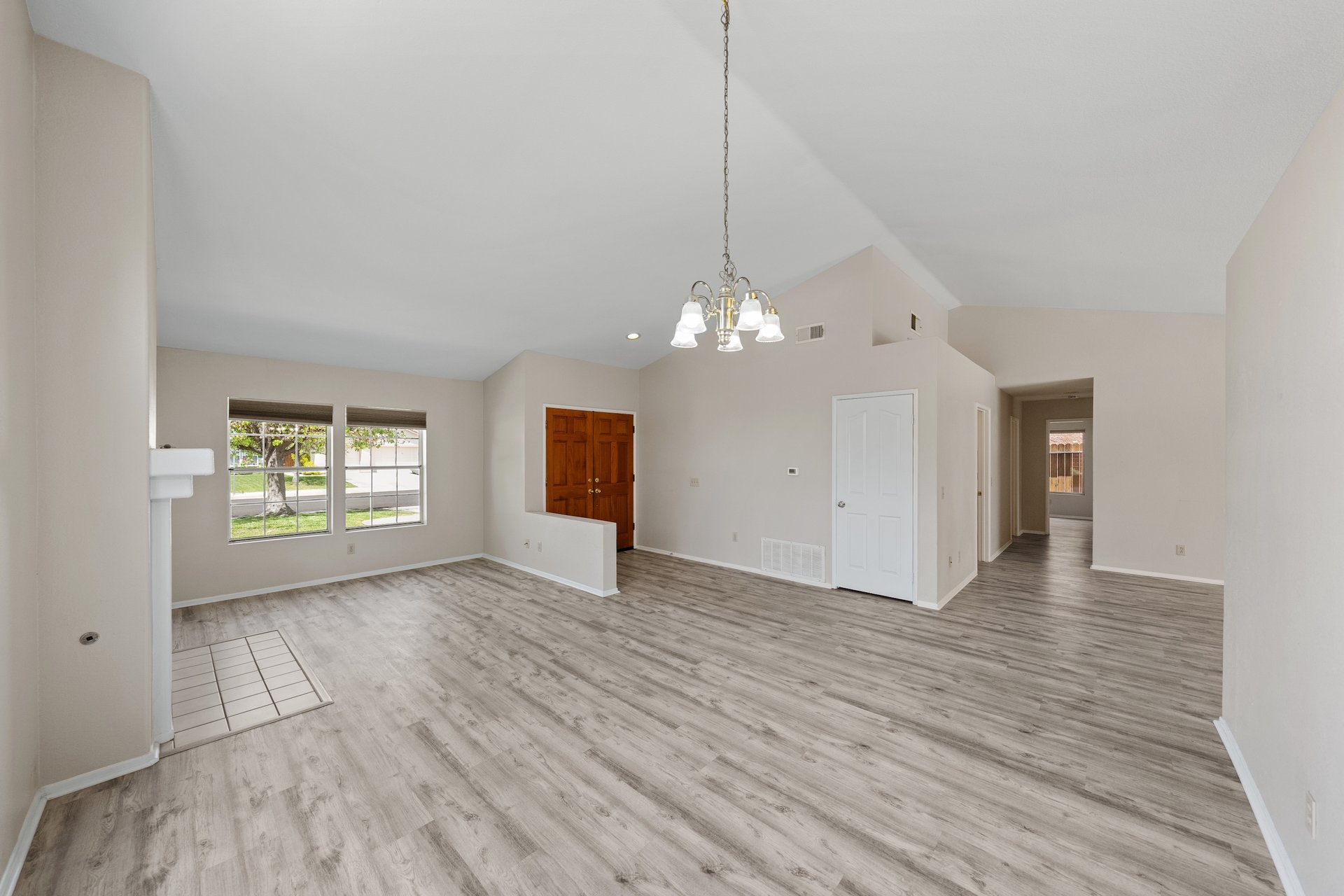 24403 Stallion Ct.