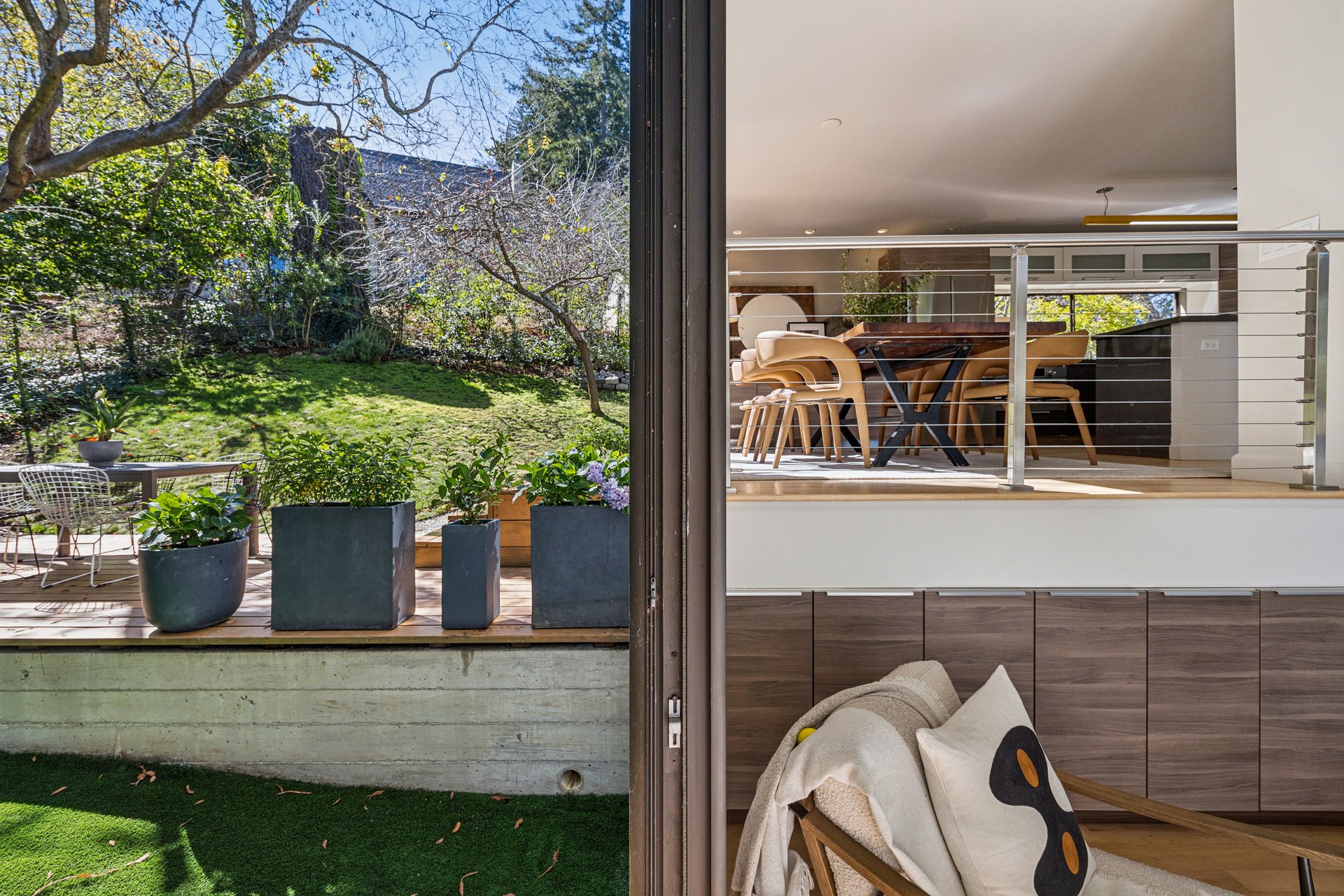 Contemporary Berkeley Hills Treehouse