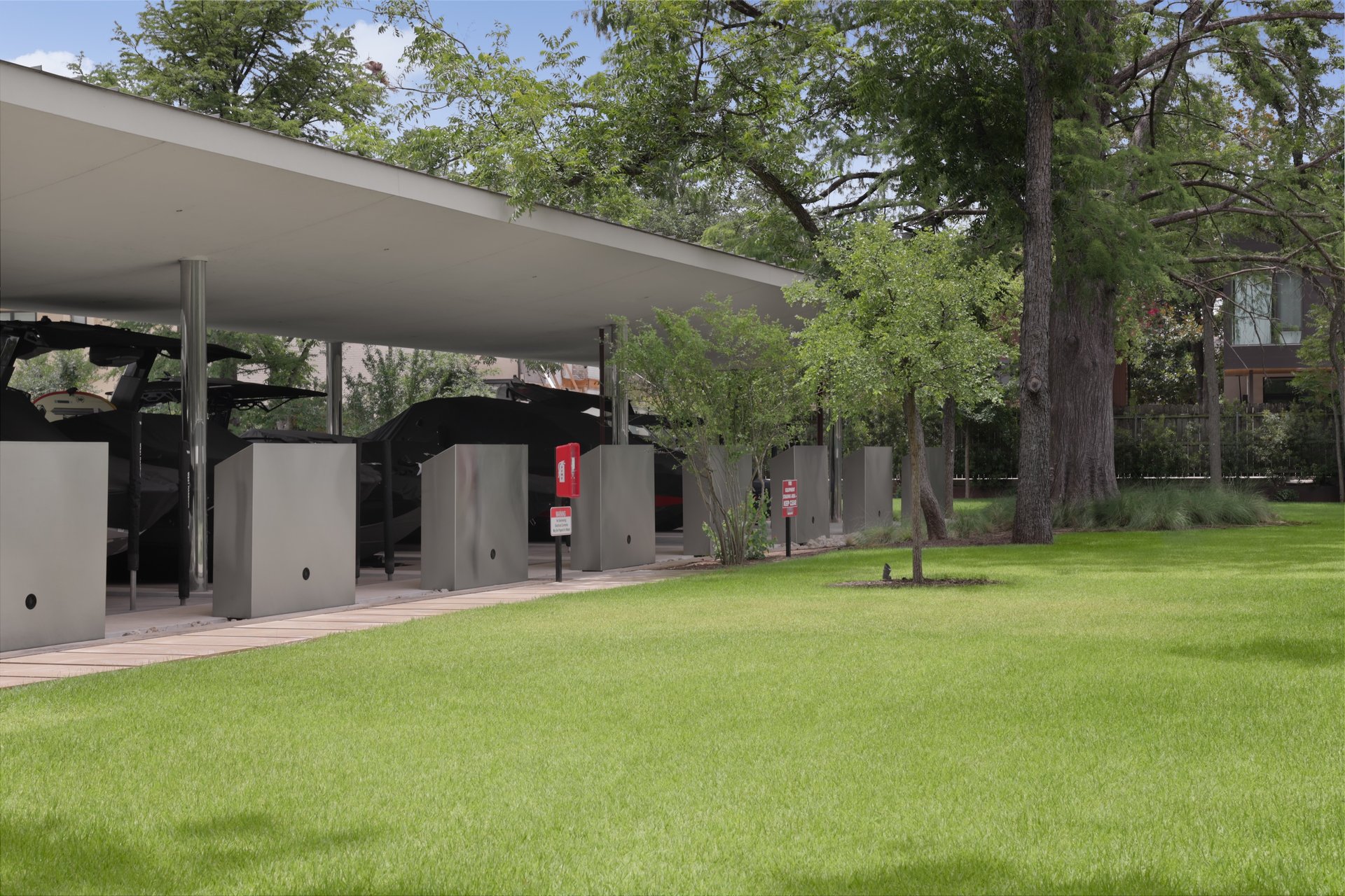 2503 Westlake Drive #4