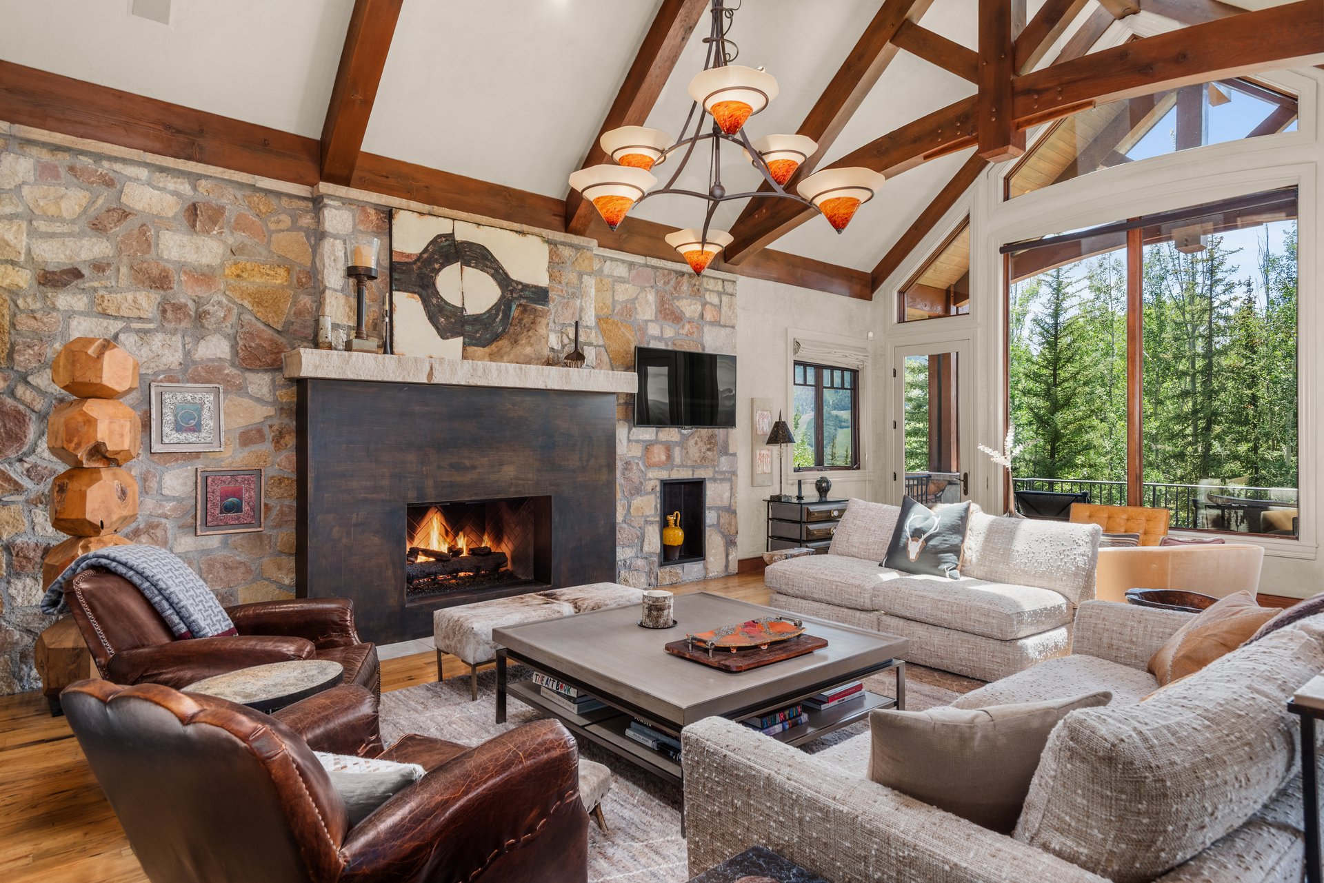 863 Hunter Creek