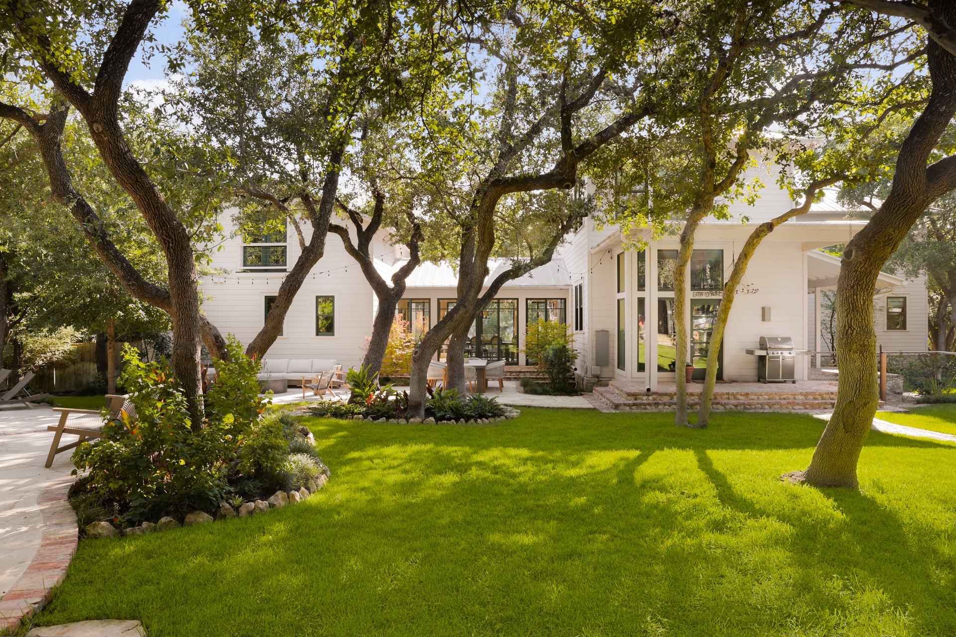 3006 Scenic Dr