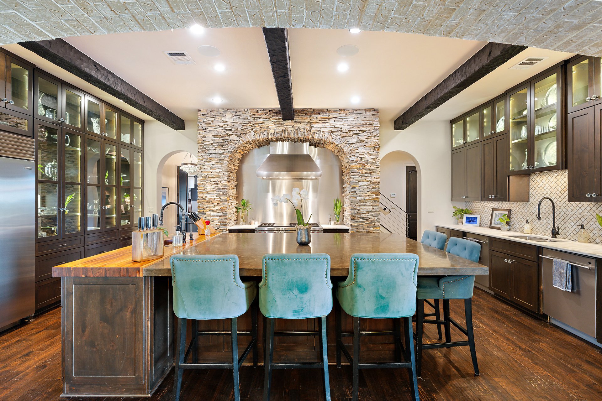 12802 Hacienda Ridge