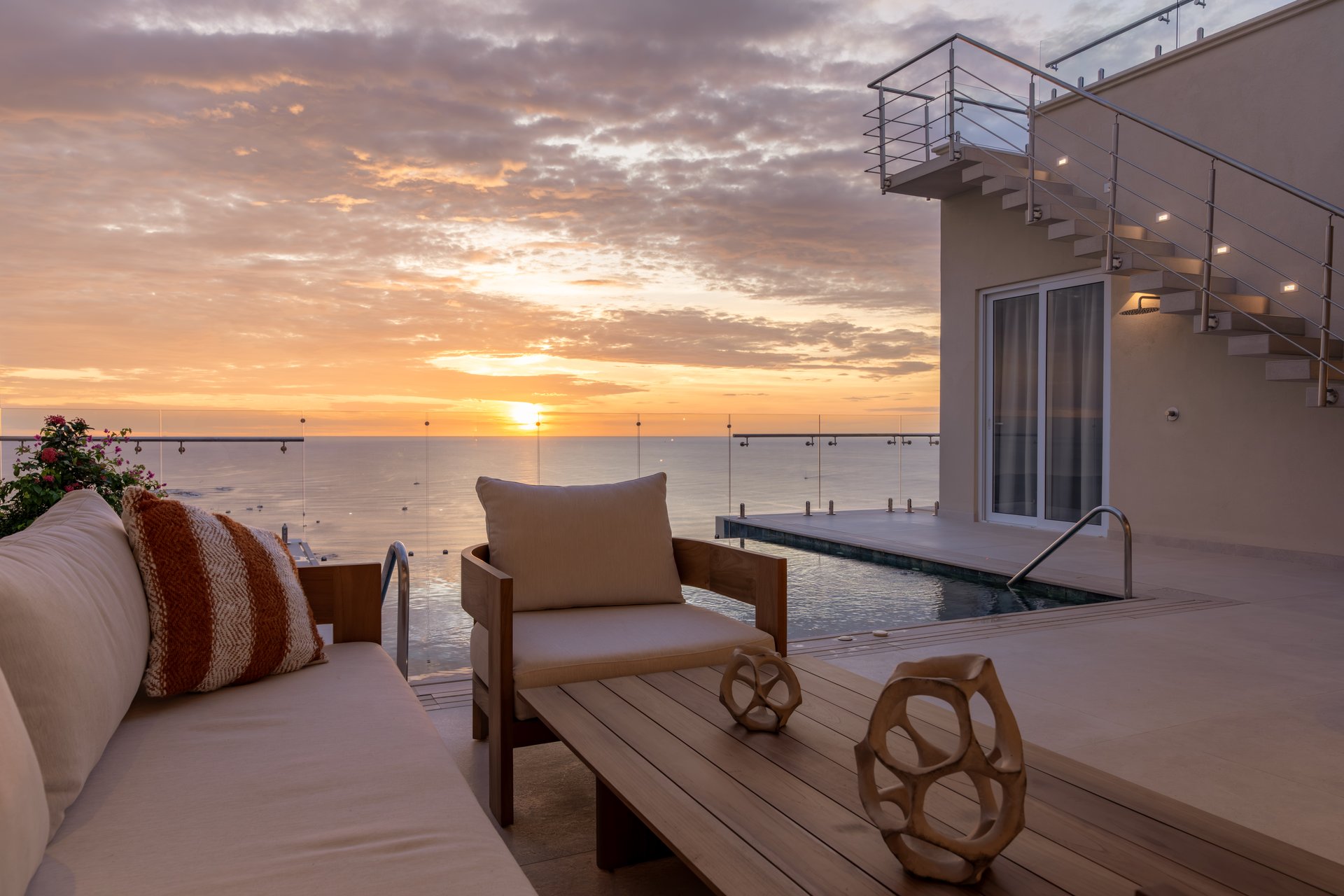 Penthouse 701 — Private Pool & Rooftop Terrace | Residencia La Vista