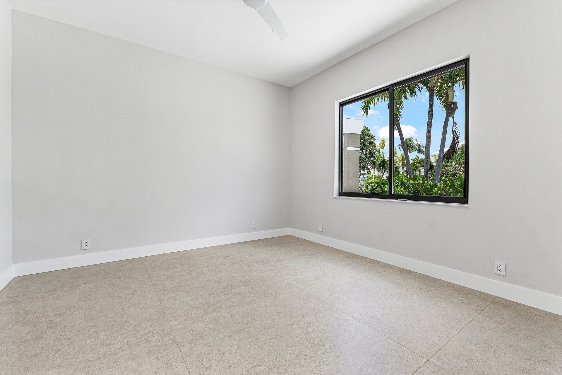 5323 Ascot Bend