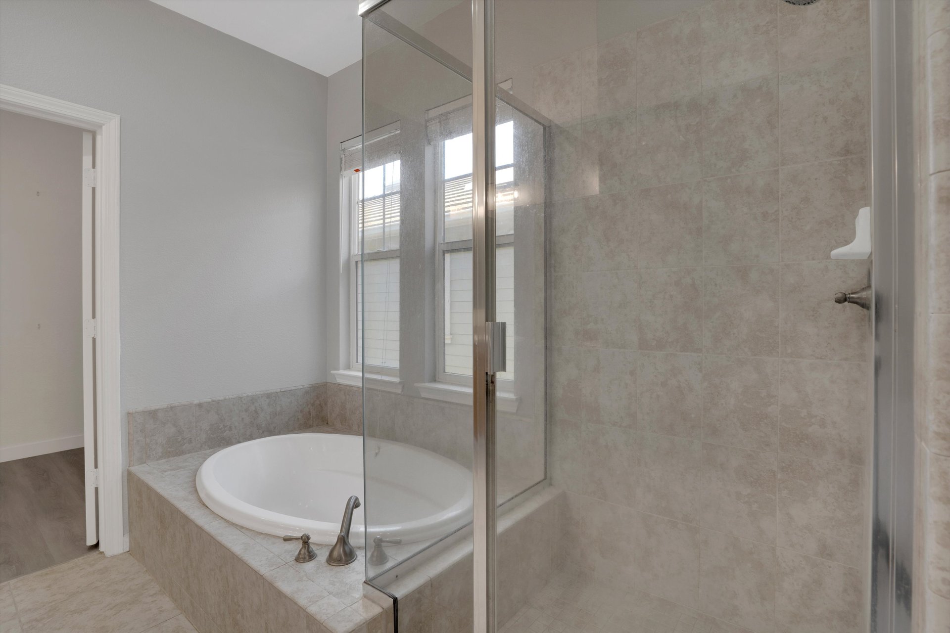 Glen Cove Beauty with View