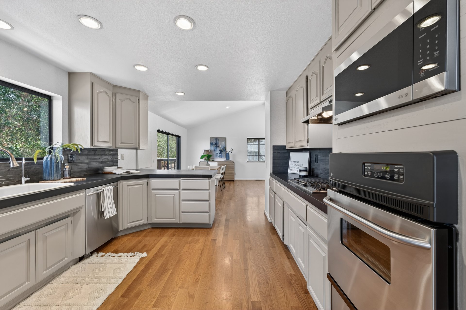 25955 Colt Lane