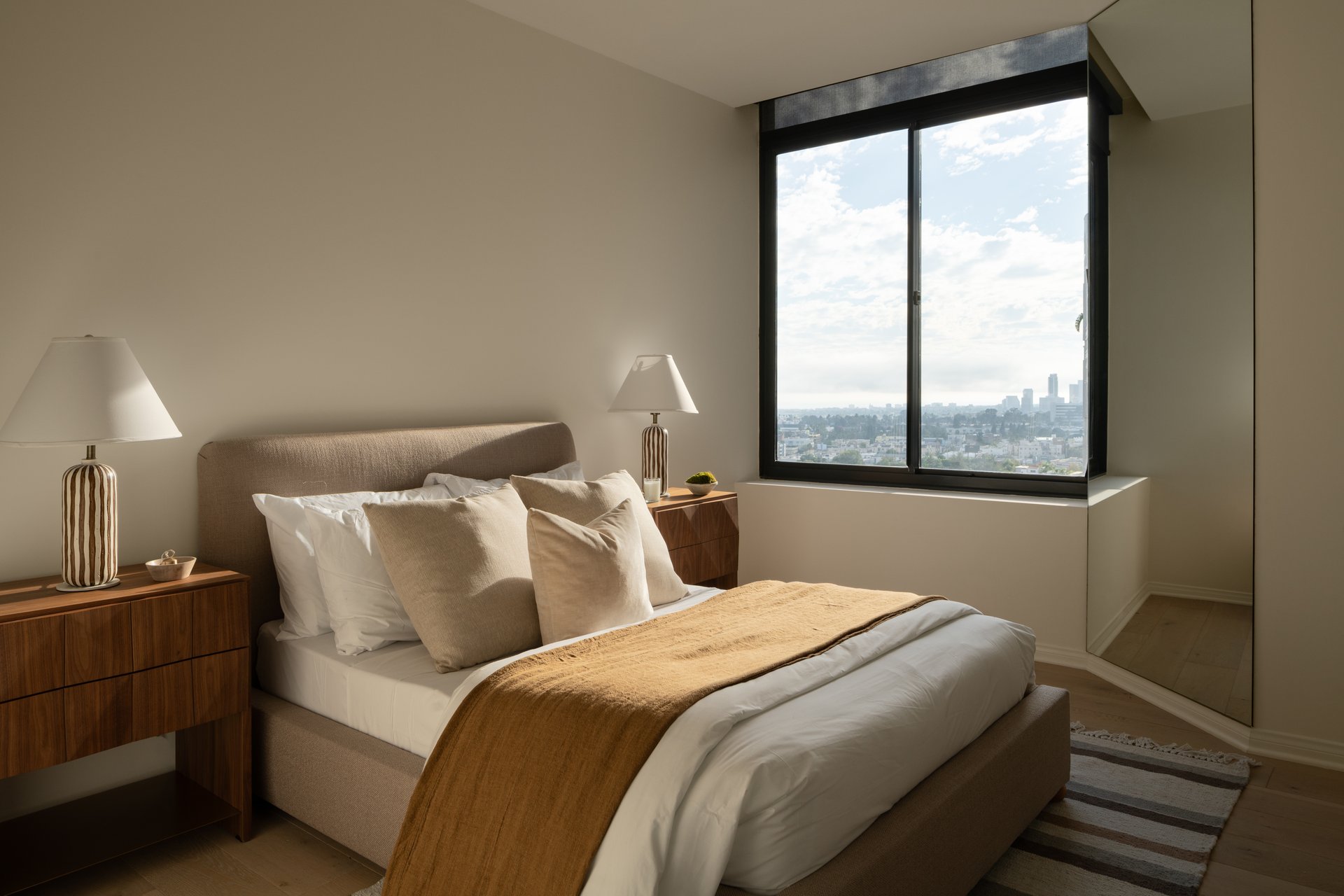 10724 Wilshire Blvd Unit: 1501, Wilshire Corridor 