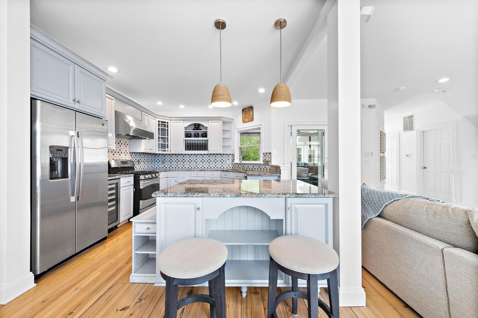 119 Dolphin Ave