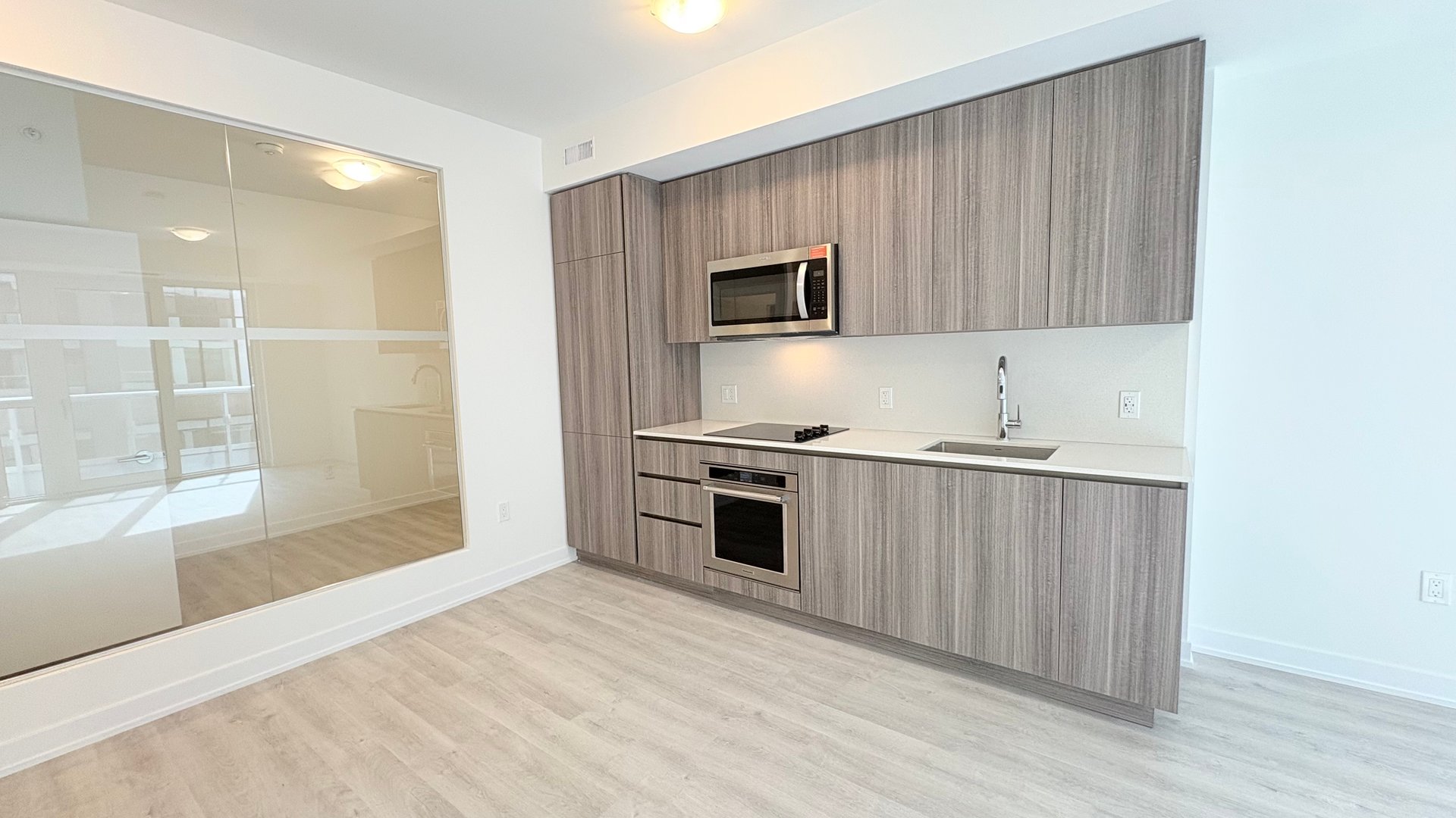 15 Richardson Street Unit: 1026
