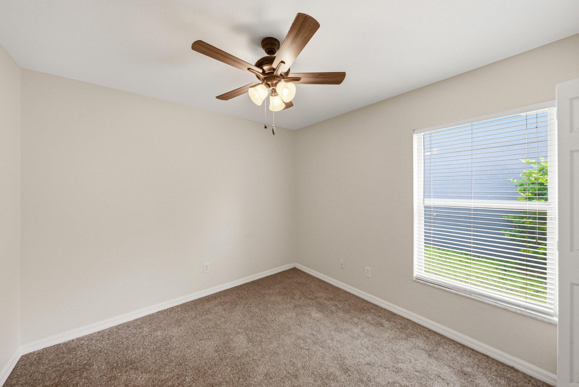 11578 HAMMOCKS GLADE DR