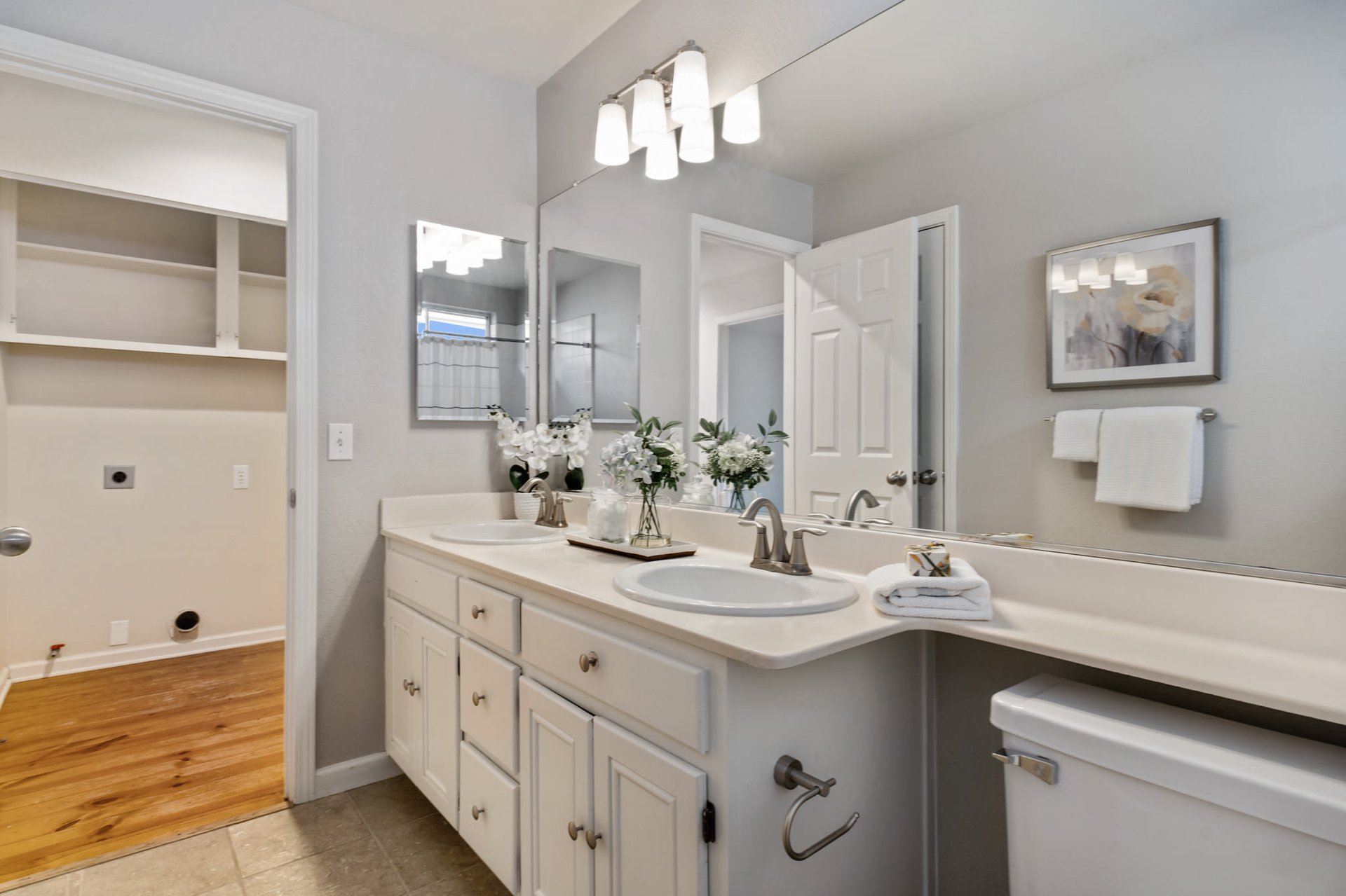 182 Windsor Dr