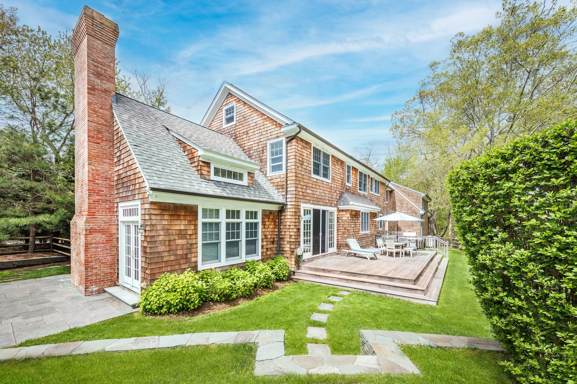 160 Ferry Rd