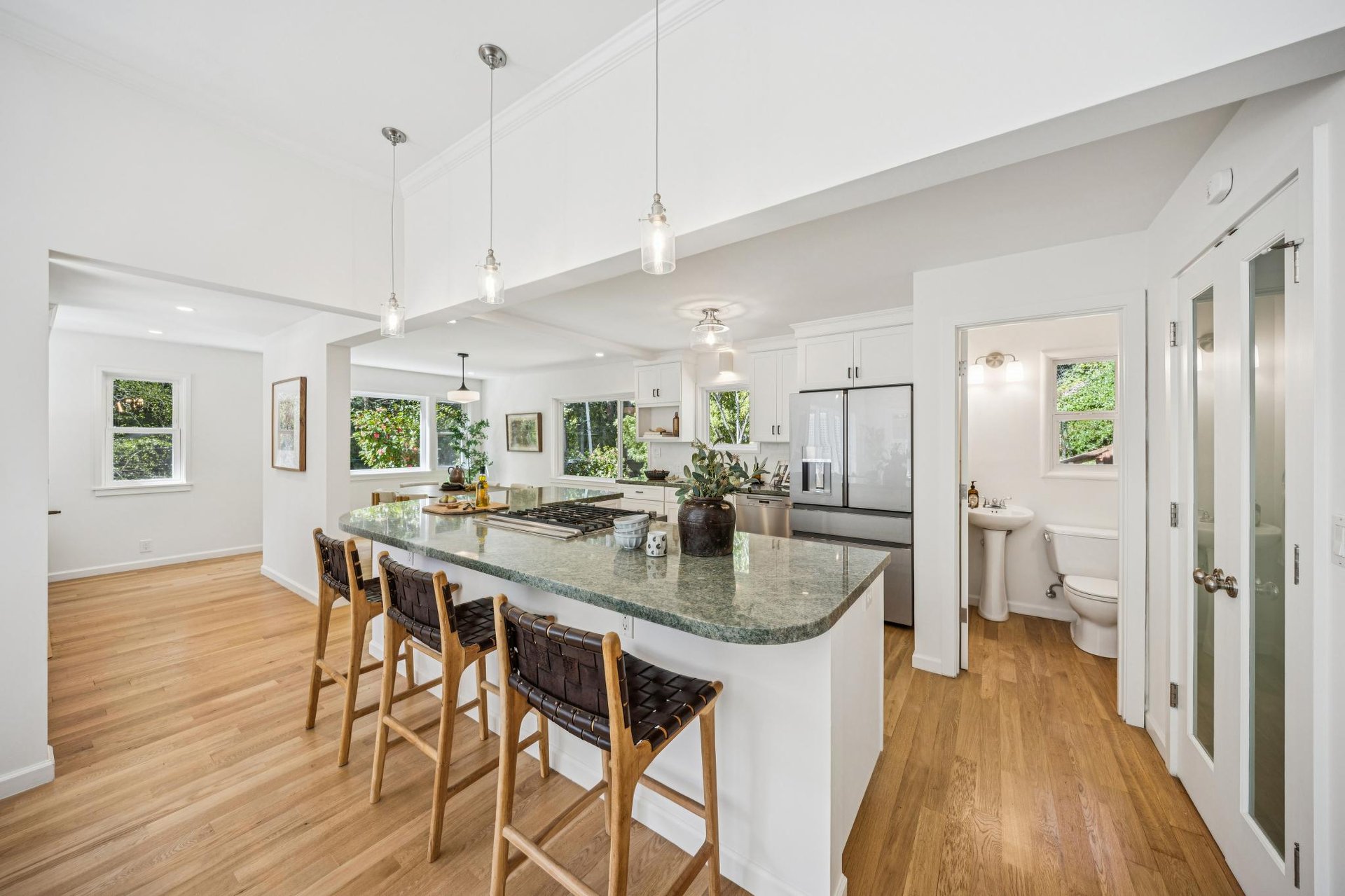 334 West Blithedale