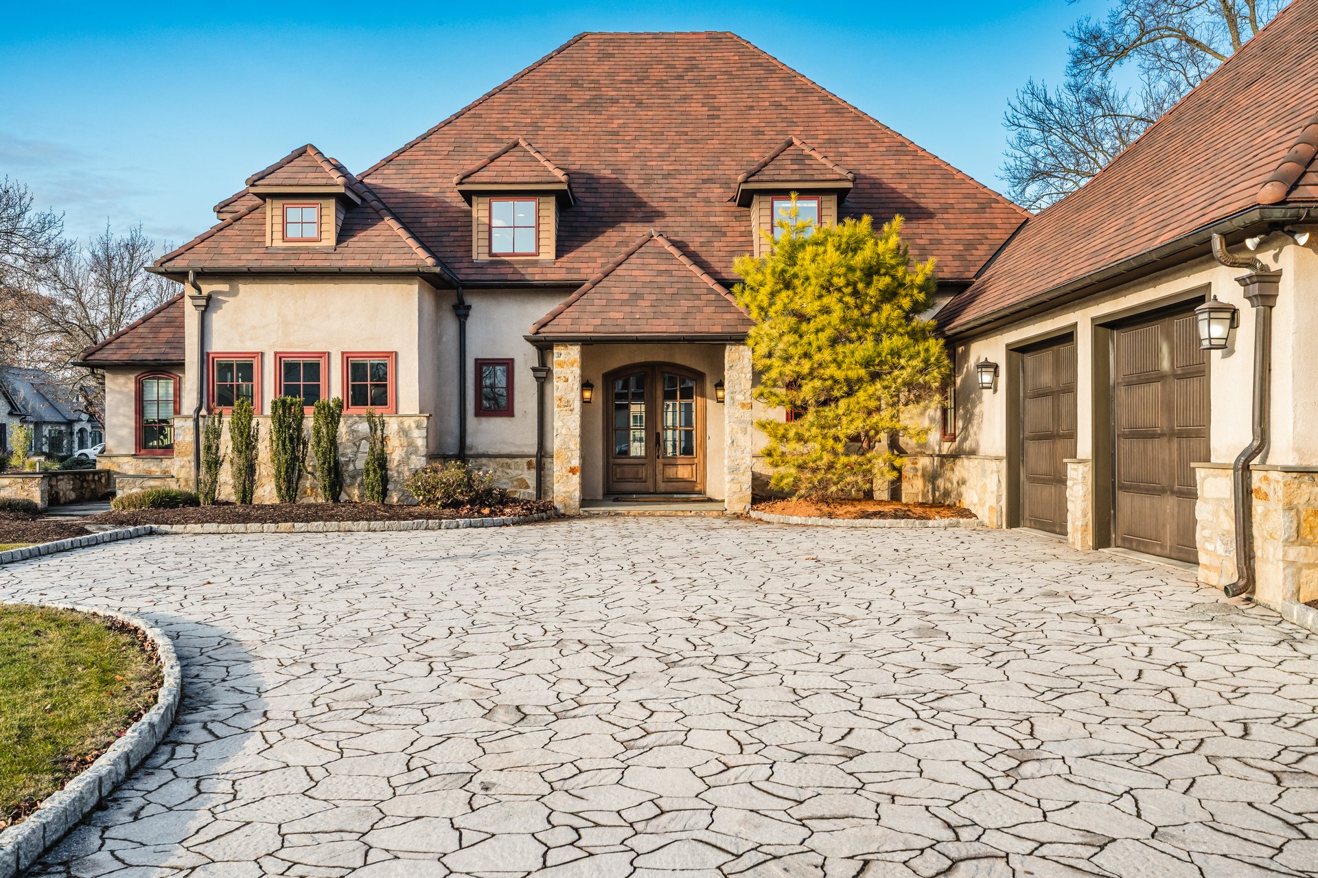 2687 Avenue Du Vlg