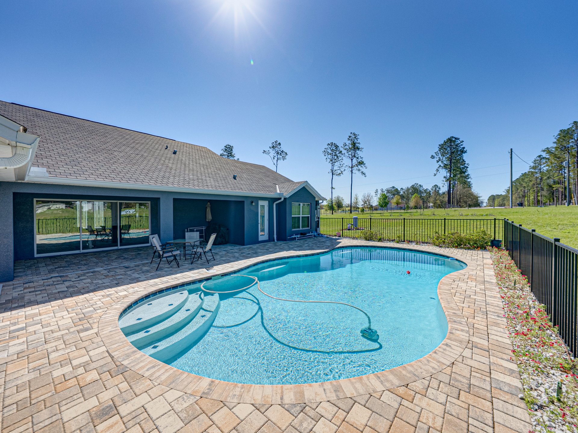 17703 COUNTRY SQUIRE LN