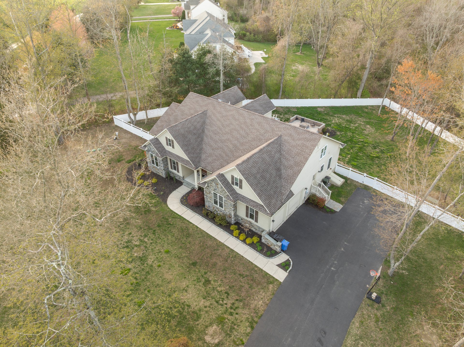 230 Heritage Rd