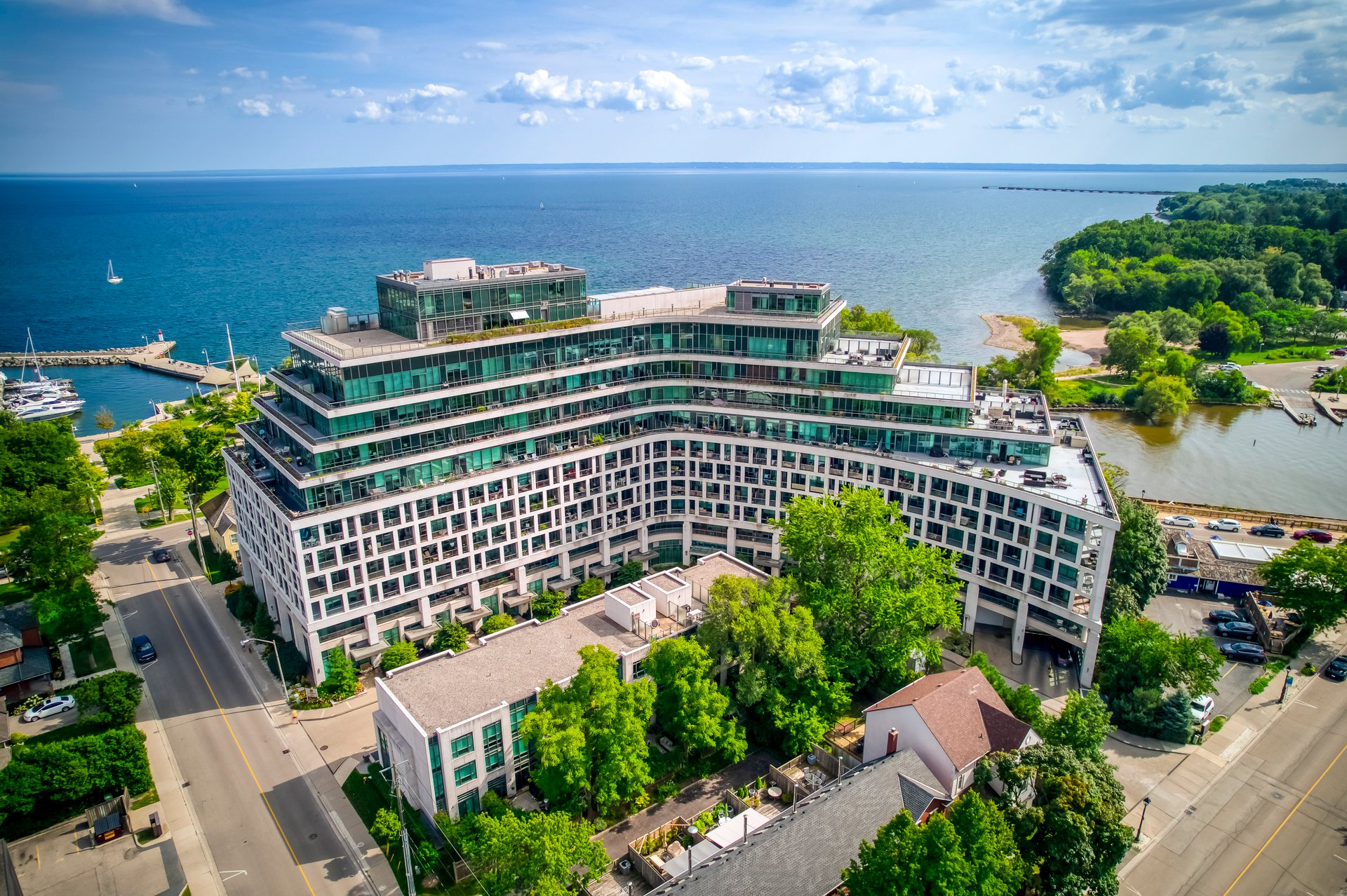 11 Bronte Rd #417