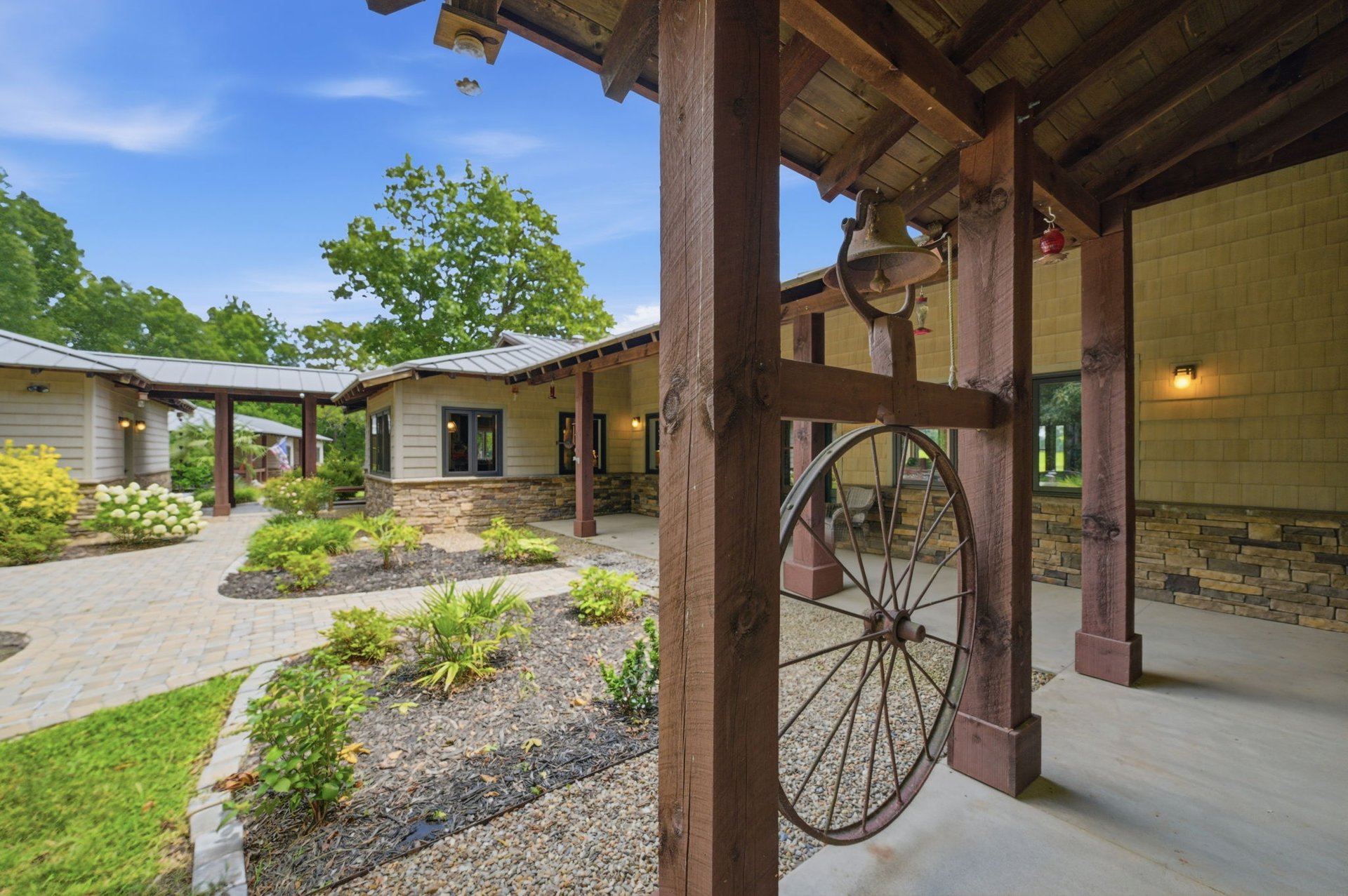 2545 N Rocky River Road