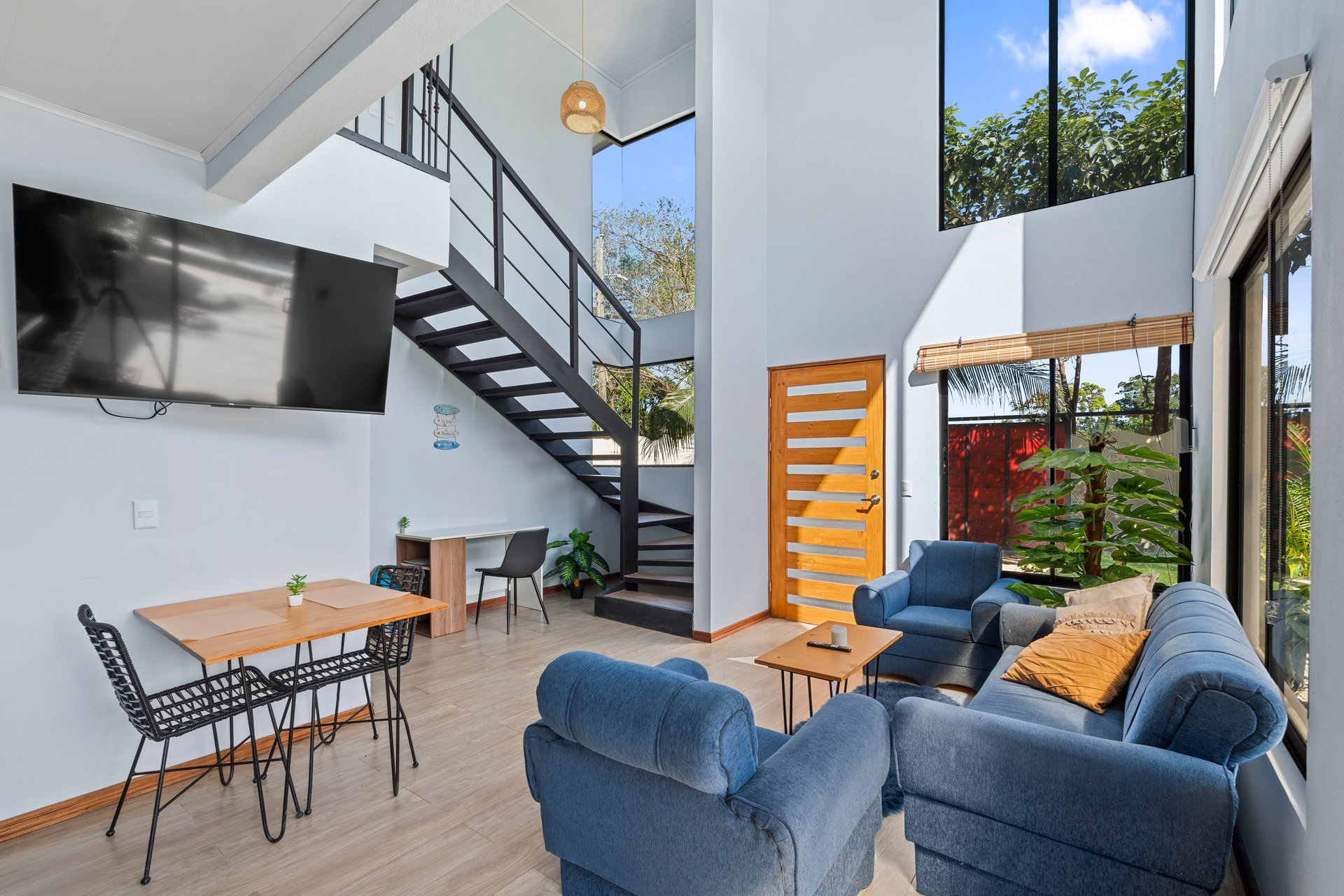 Casa Azul | House & Cabina For Sale Near Tamarindo!