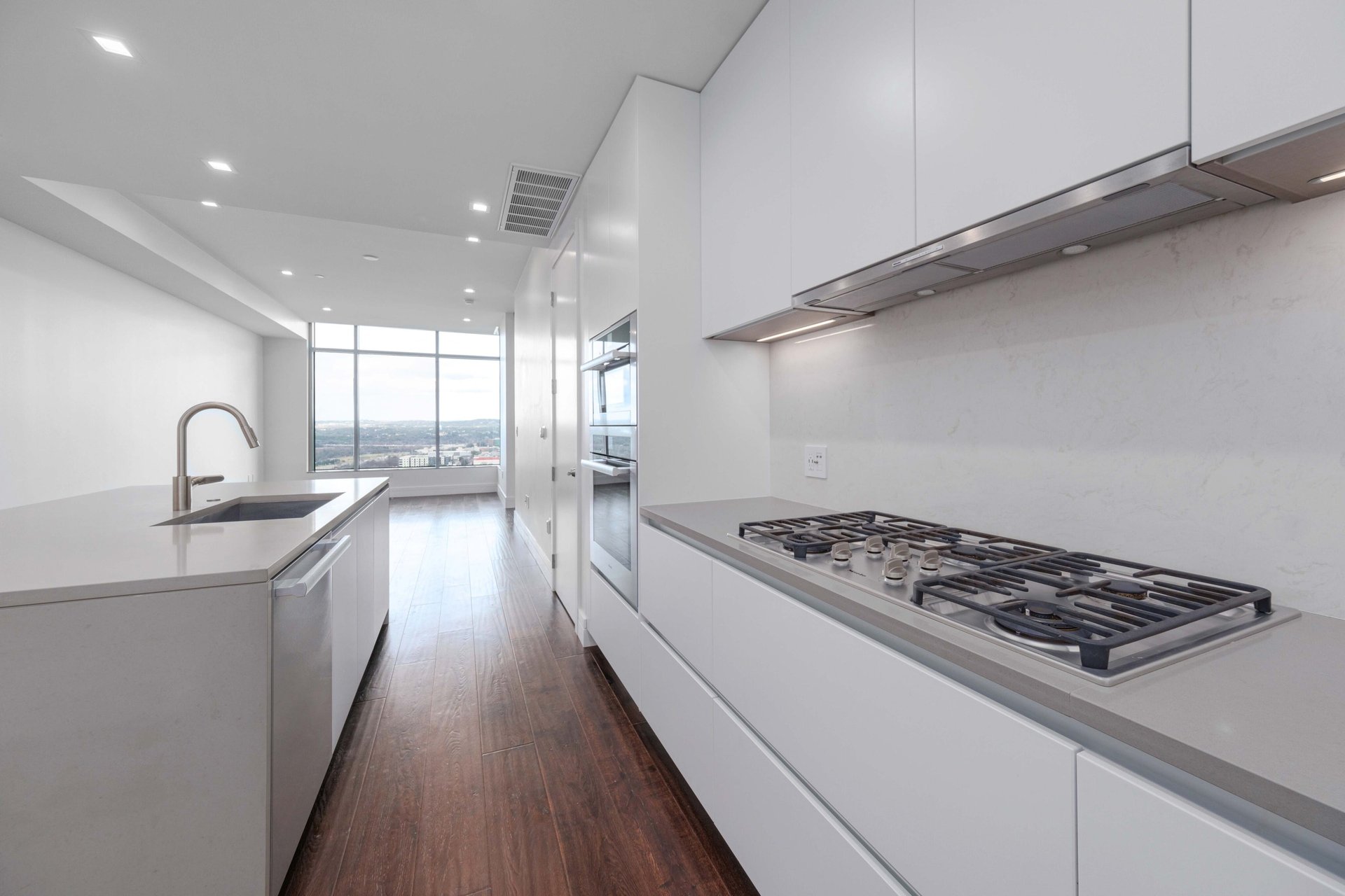 501 West Ave #2302